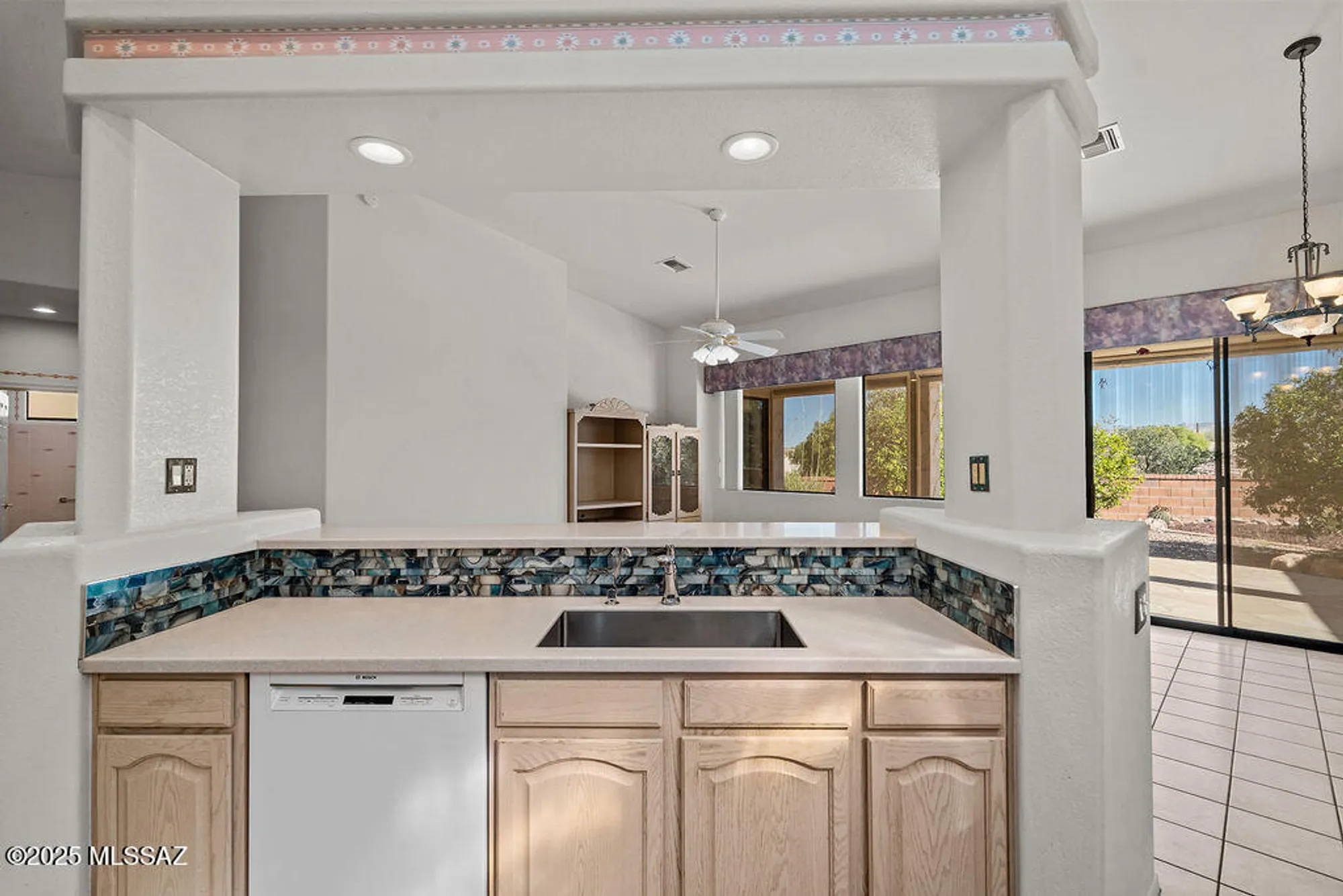 Property Slideshow image 11 of 45 | 280 n crescent bell dr, Green Valley, AZ, 85614