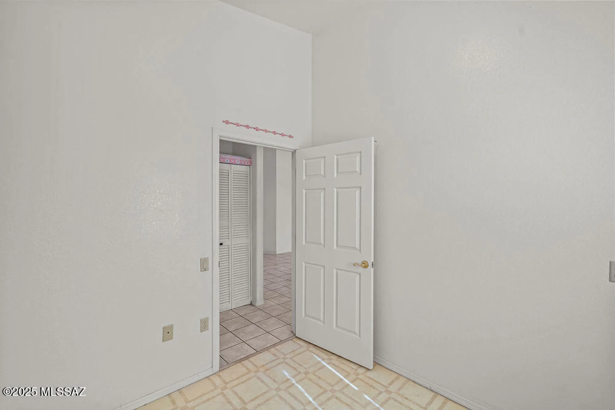 Property Slideshow image 38 of 45 | 280 n crescent bell dr, Green Valley, AZ, 85614