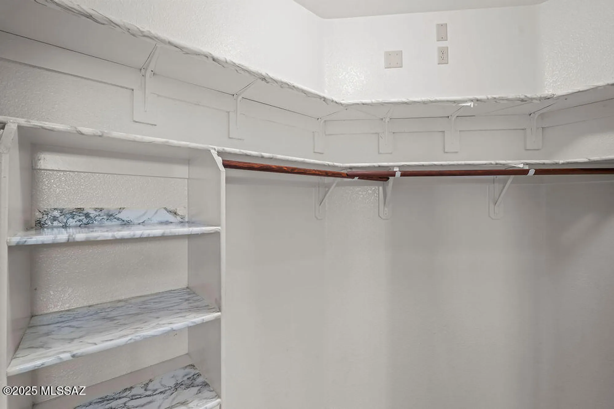 Property Slideshow image 27 of 45 | 280 n crescent bell dr, Green Valley, AZ, 85614