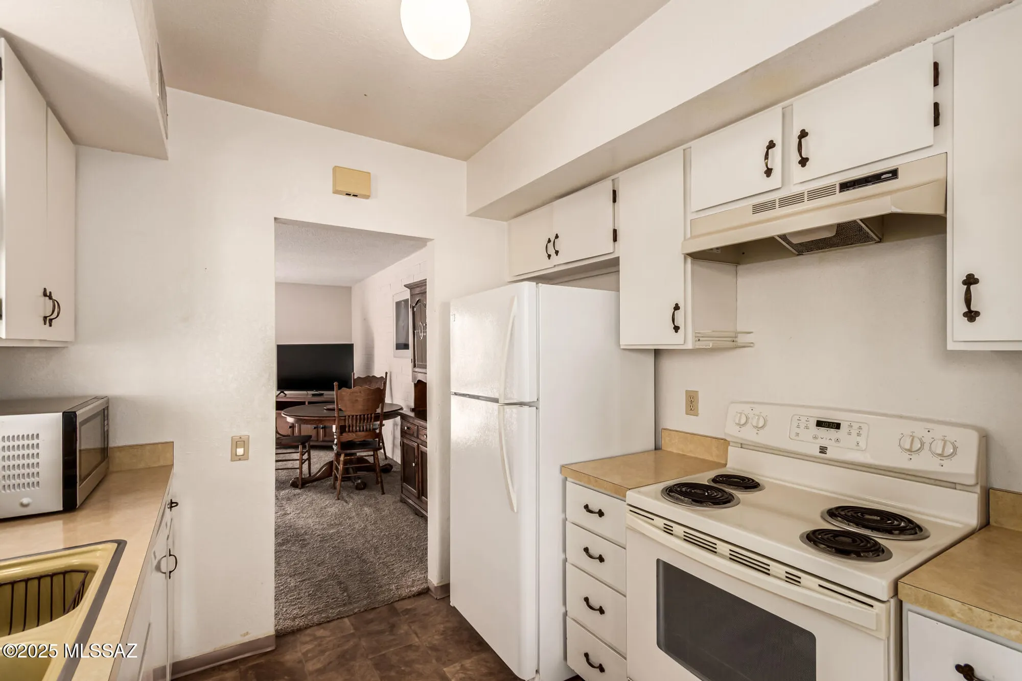 Property Slideshow image 10 of 22 | 348 n calle de las profetas, Green Valley, AZ, 85614