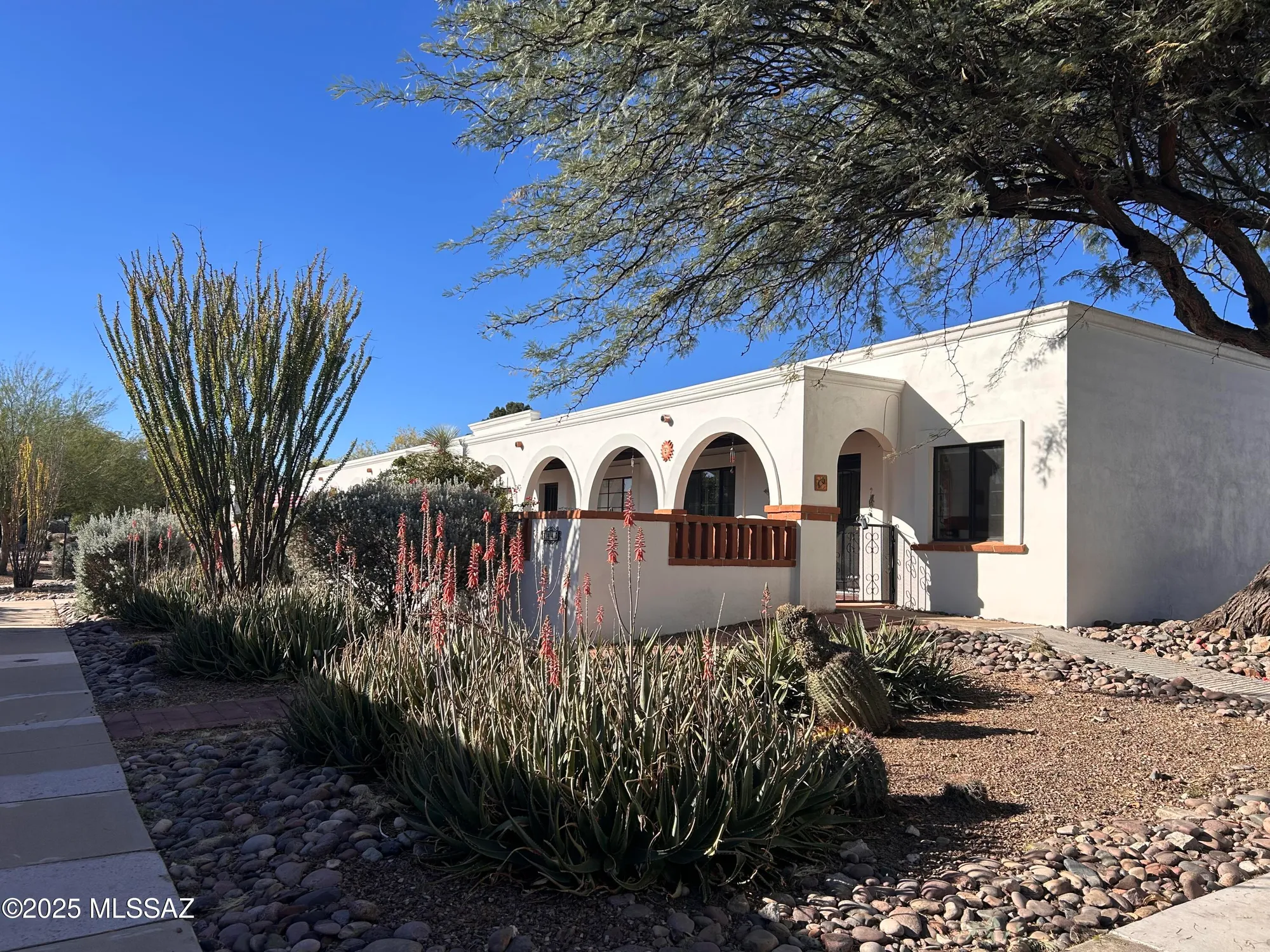 Property Slideshow image 1 of 22 | 144 s paseo pena d, Green Valley, AZ, 85614