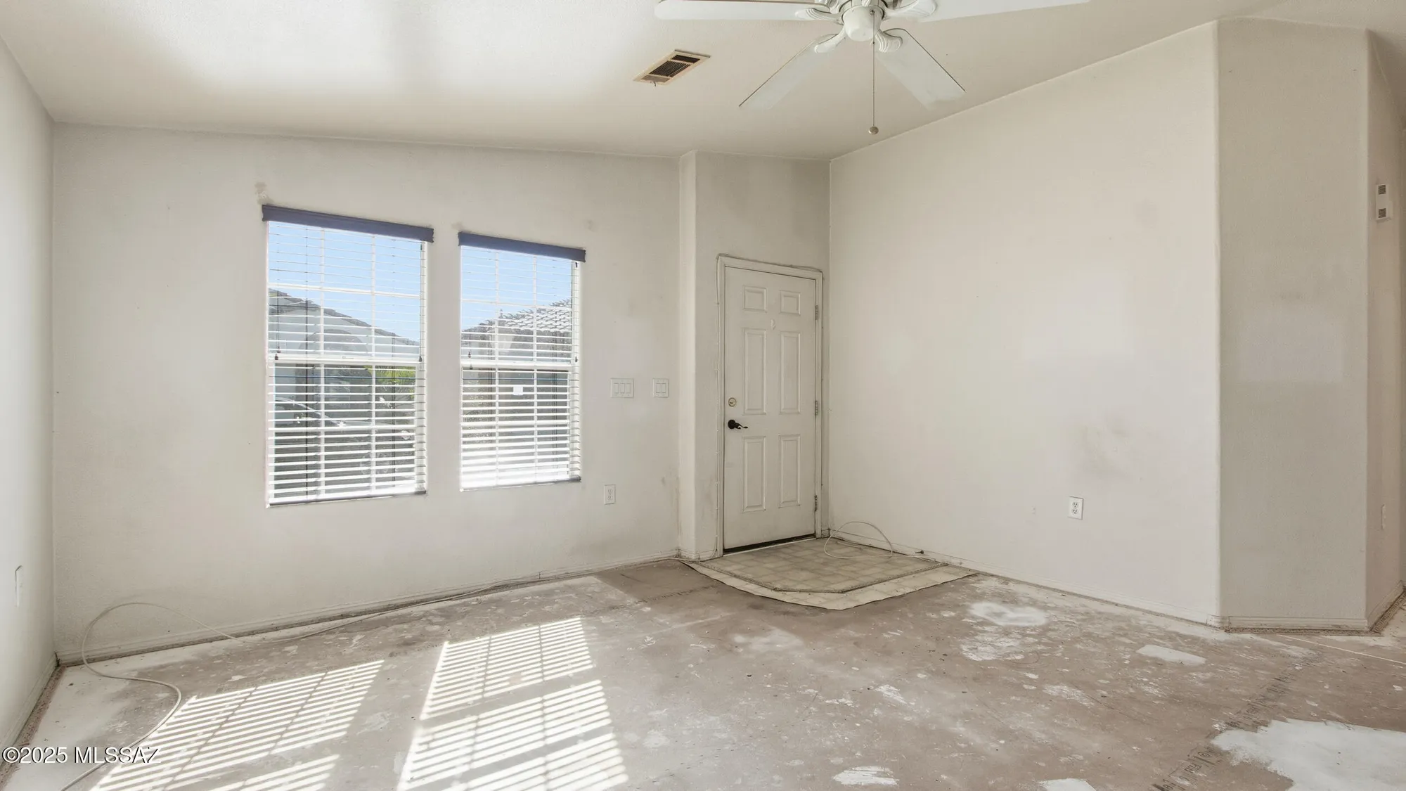 Property Slideshow image 6 of 27 | 1136 w calle querida, Sahuarita, AZ, 85629