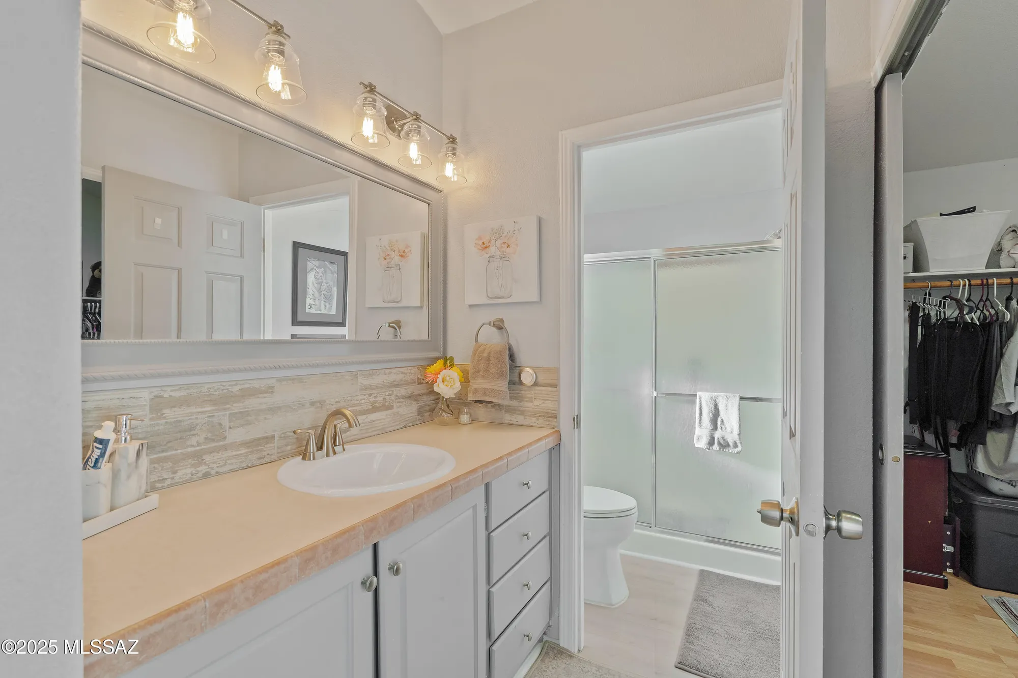 Property Slideshow image 15 of 31 | 15857 s via puente del valle, Sahuarita, AZ, 85629