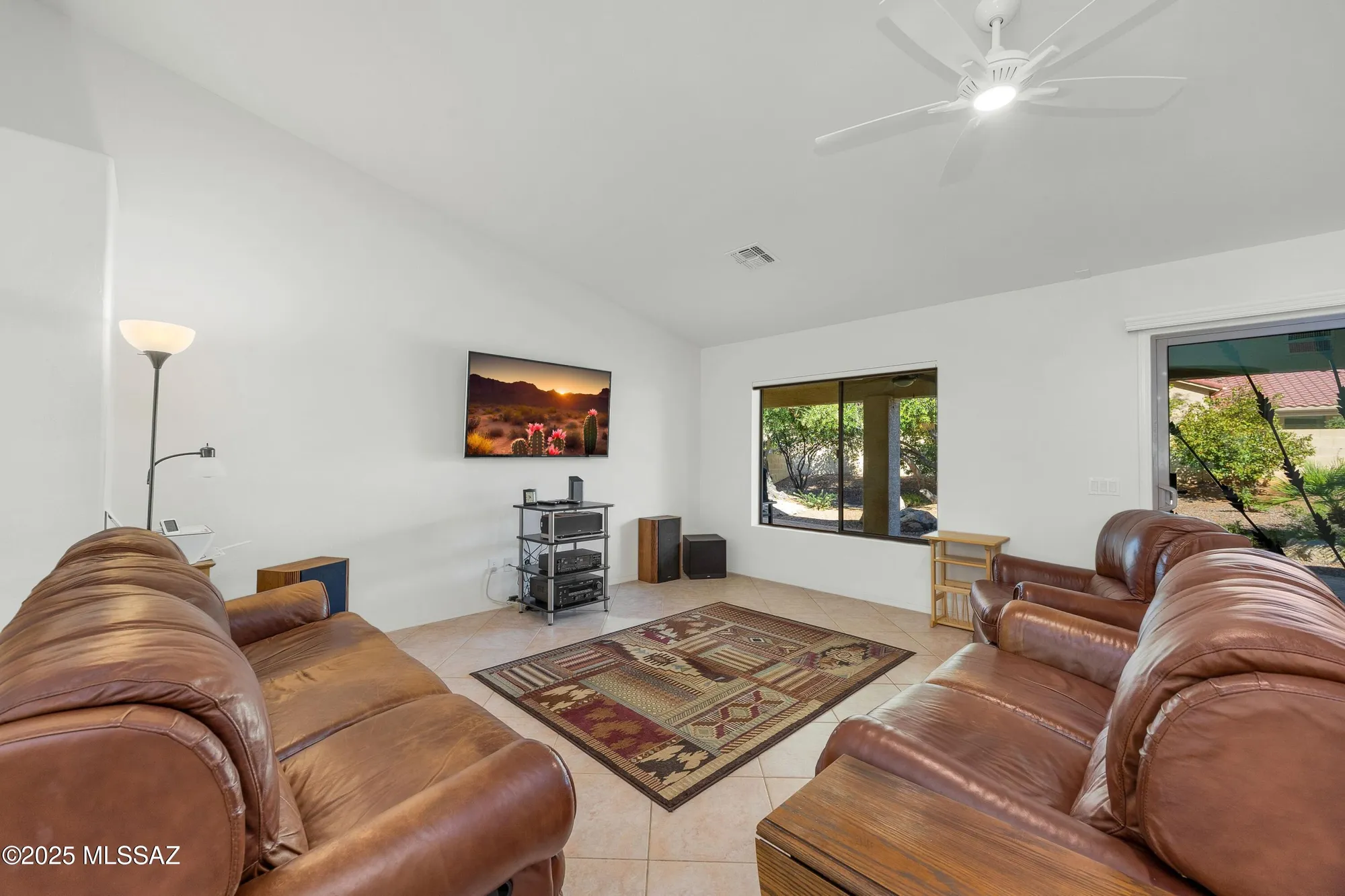 Property Slideshow image 10 of 49 | 61778 e redwood dr, Tucson, AZ, 85739