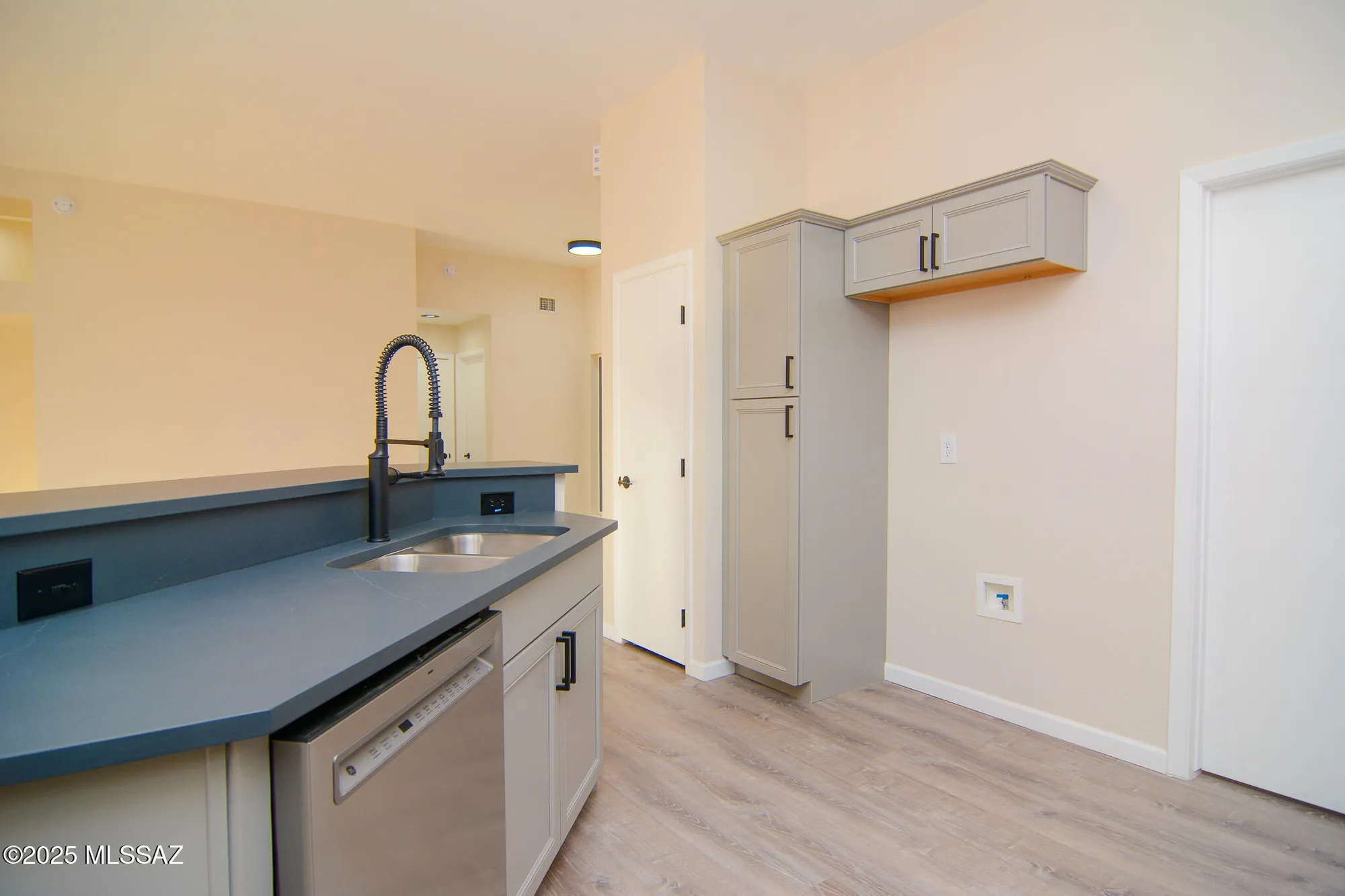 Property Slideshow image 10 of 30 | 13941 n willow bend dr, Oro Valley, AZ, 85755