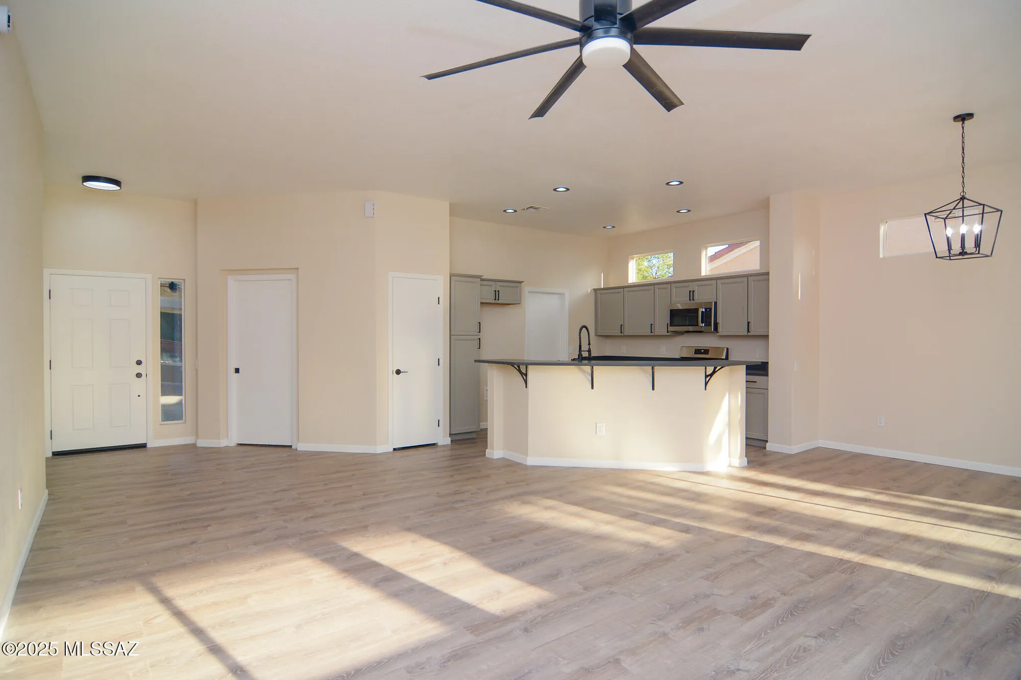 Property Slideshow image 7 of 30 | 13941 n willow bend dr, Oro Valley, AZ, 85755