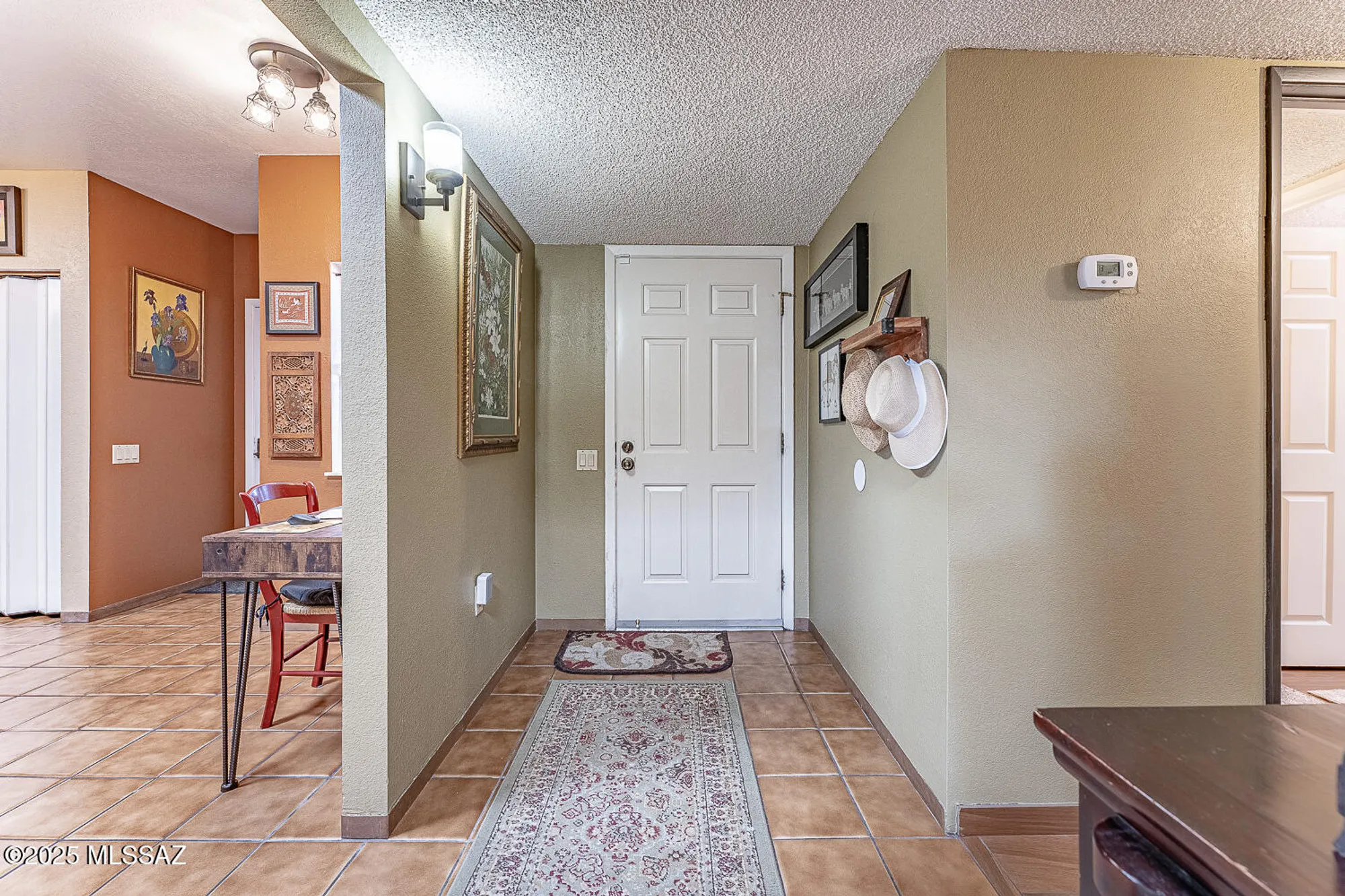 Property Slideshow image 9 of 38 | 1381 w calle mendoza, Green Valley, AZ, 85622