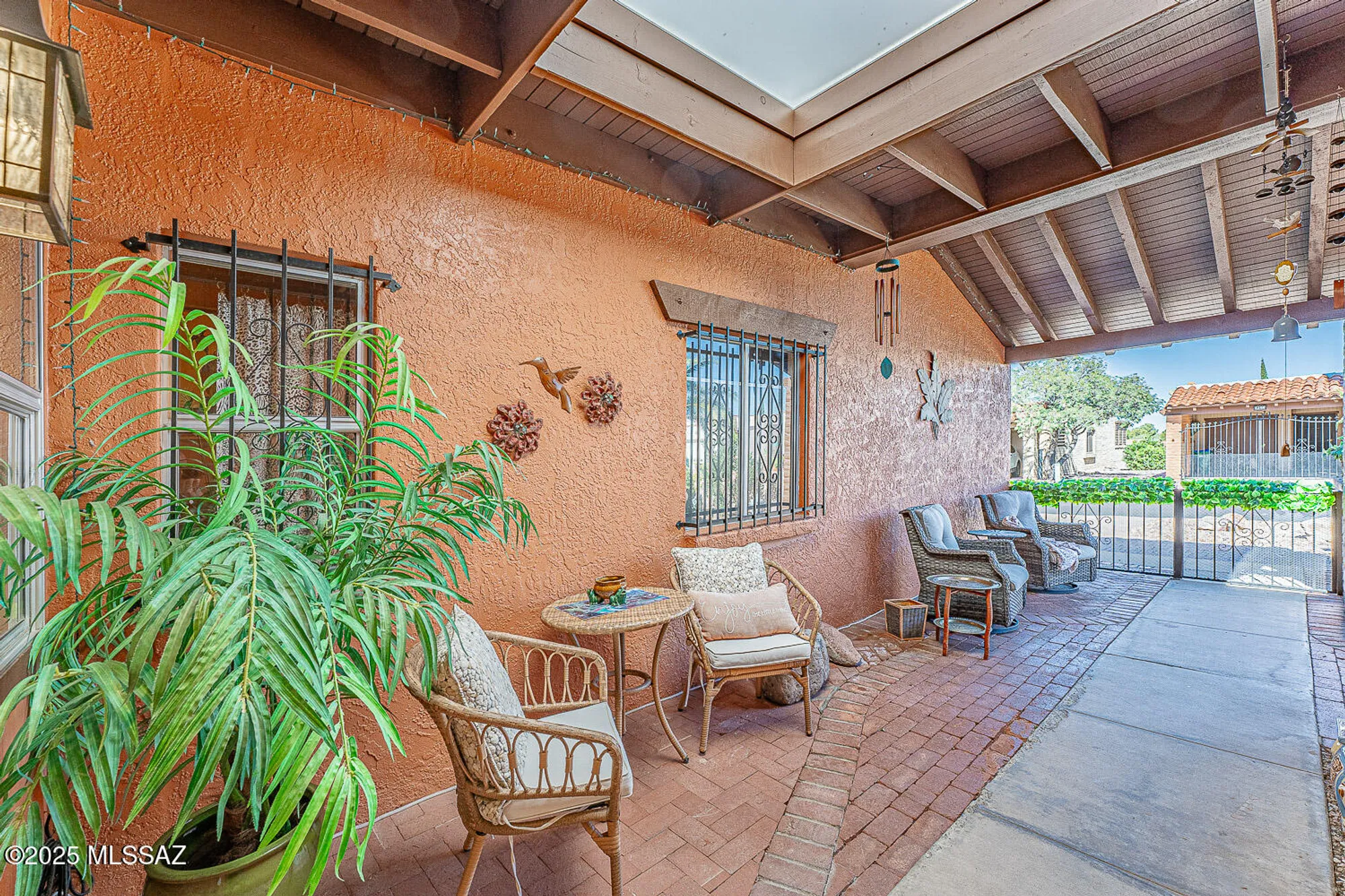 Property Slideshow image 3 of 38 | 1381 w calle mendoza, Green Valley, AZ, 85622