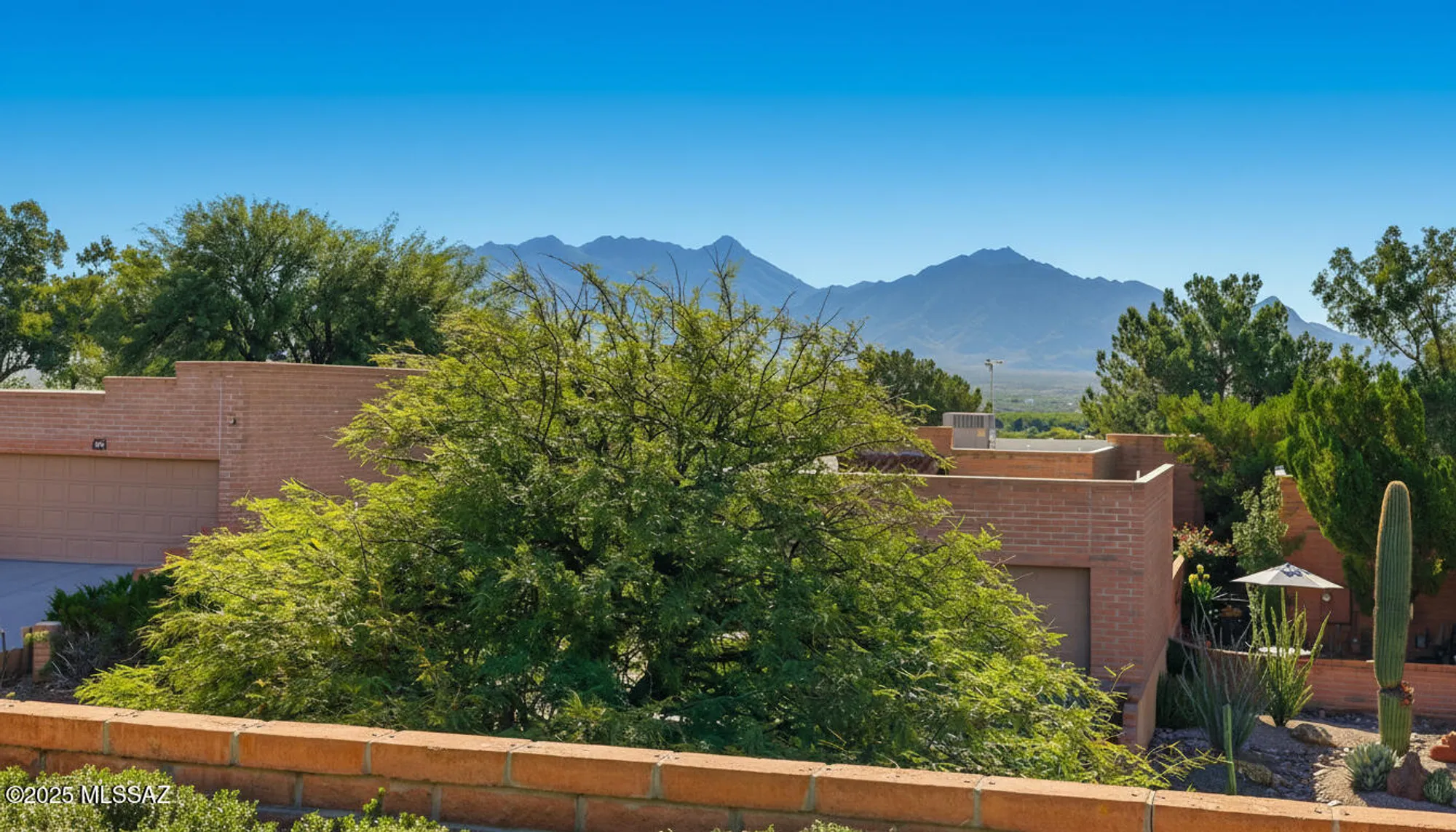 Property Slideshow image 6 of 37 | 751 w desert trl, Green Valley, AZ, 85622