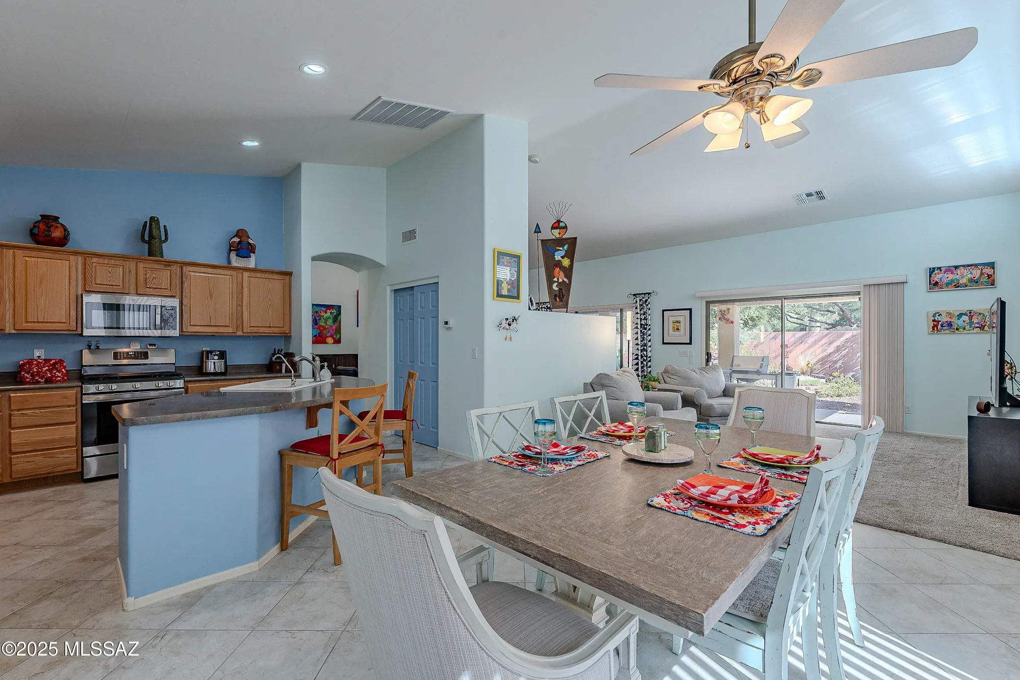 Property Slideshow image 9 of 30 | 1328 n mahogany gulch ln, Green Valley, AZ, 85614