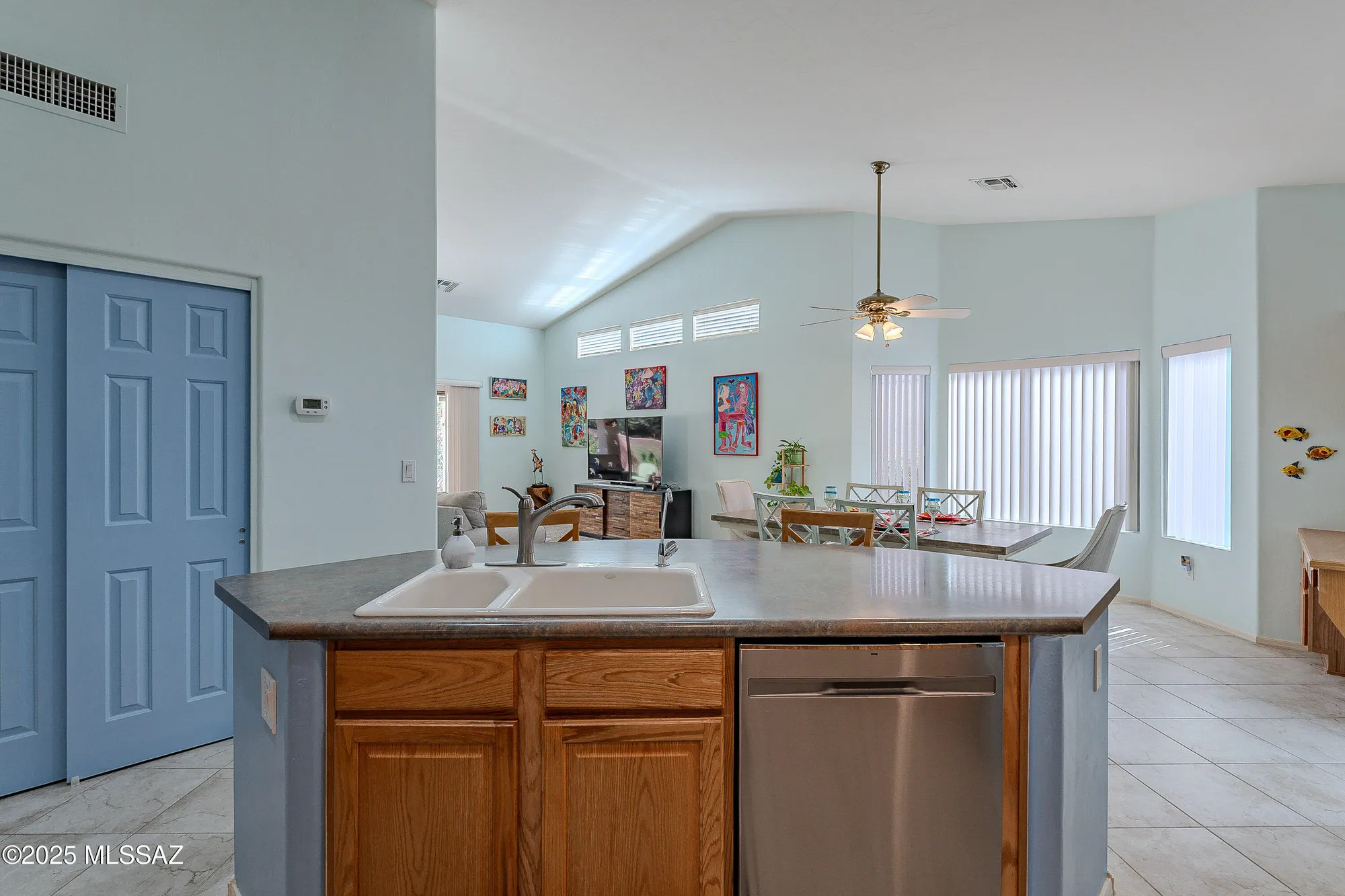 Property Slideshow image 11 of 30 | 1328 n mahogany gulch ln, Green Valley, AZ, 85614