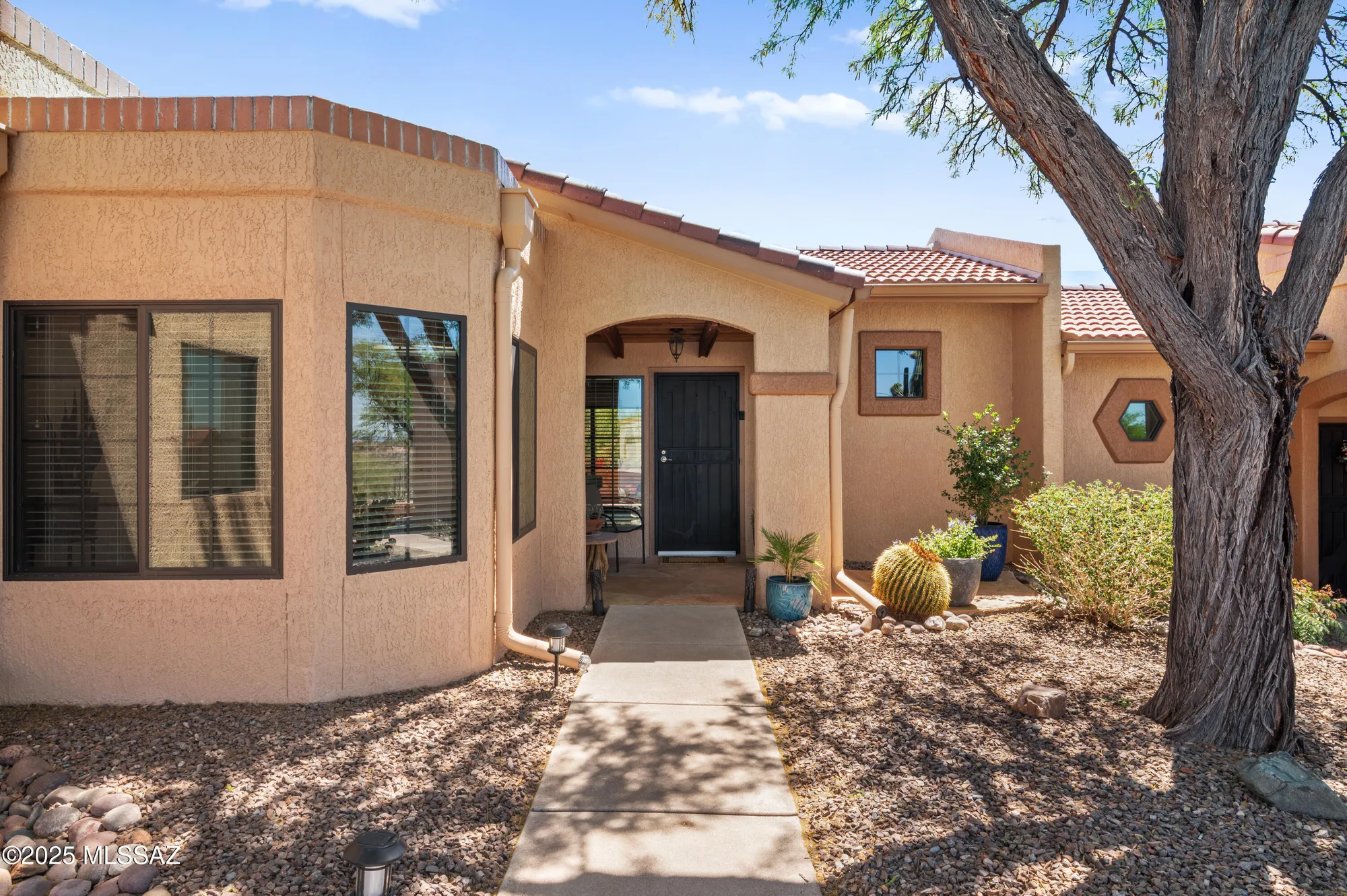 Property Slideshow image 3 of 50 | 14006 n green tree dr, Oro Valley, AZ, 85755