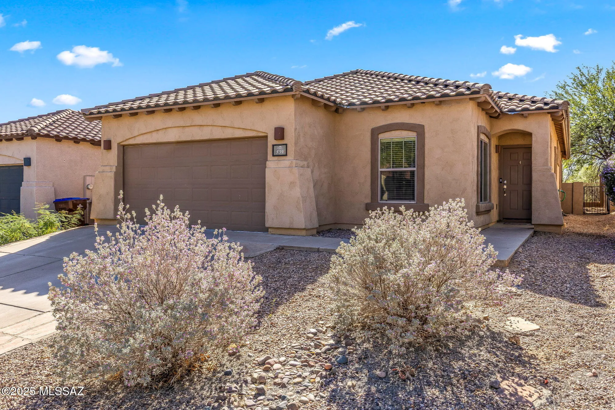 Property Slideshow image 1 of 35 | 539 w calle sombra linda, Sahuarita, AZ, 85629