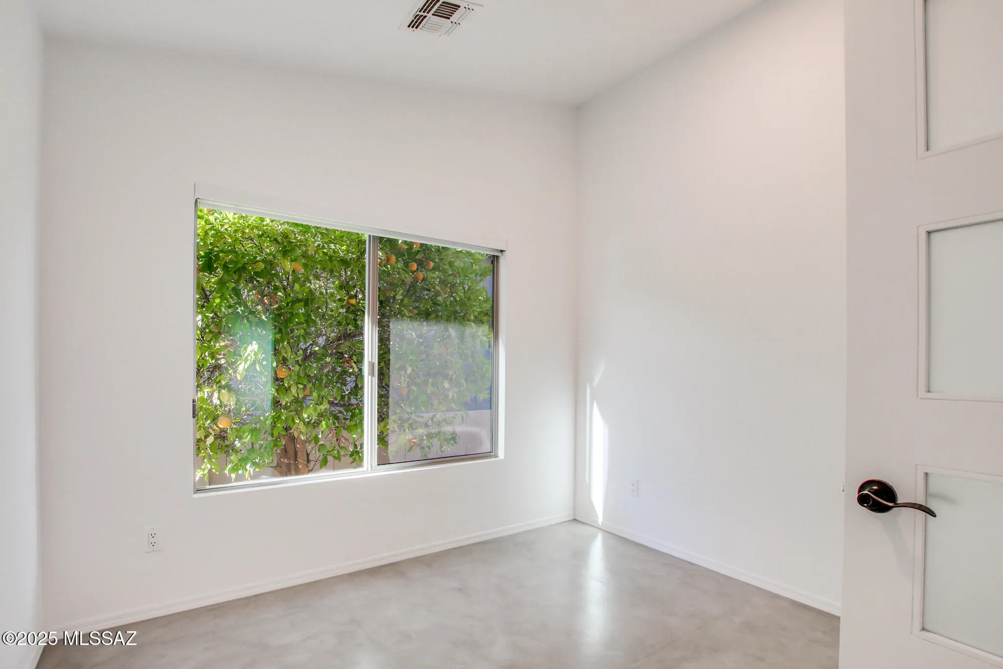 Property Slideshow image 16 of 43 | 37790 s desert bluff dr, Tucson, AZ, 85739