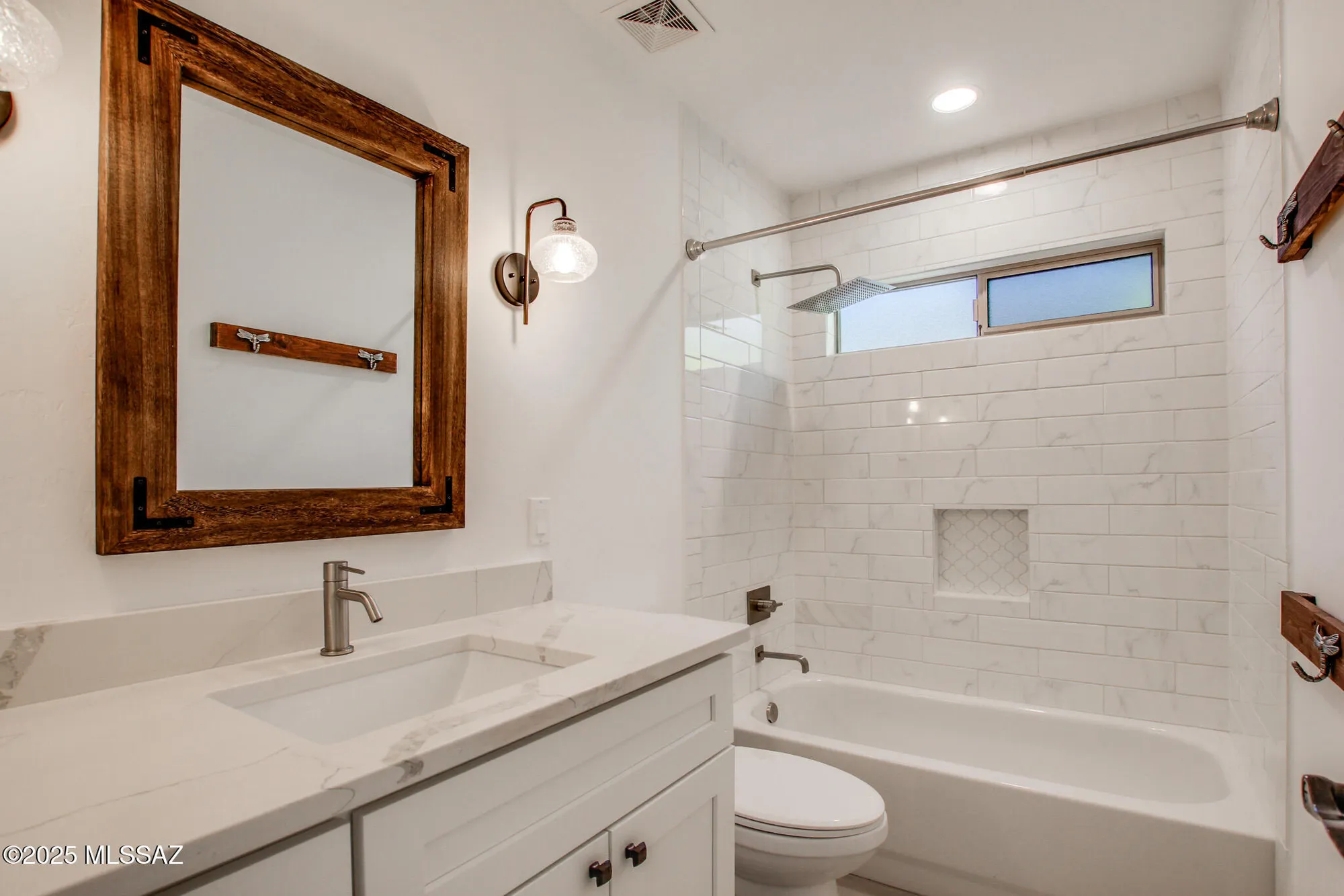 Property Slideshow image 17 of 43 | 37790 s desert bluff dr, Tucson, AZ, 85739