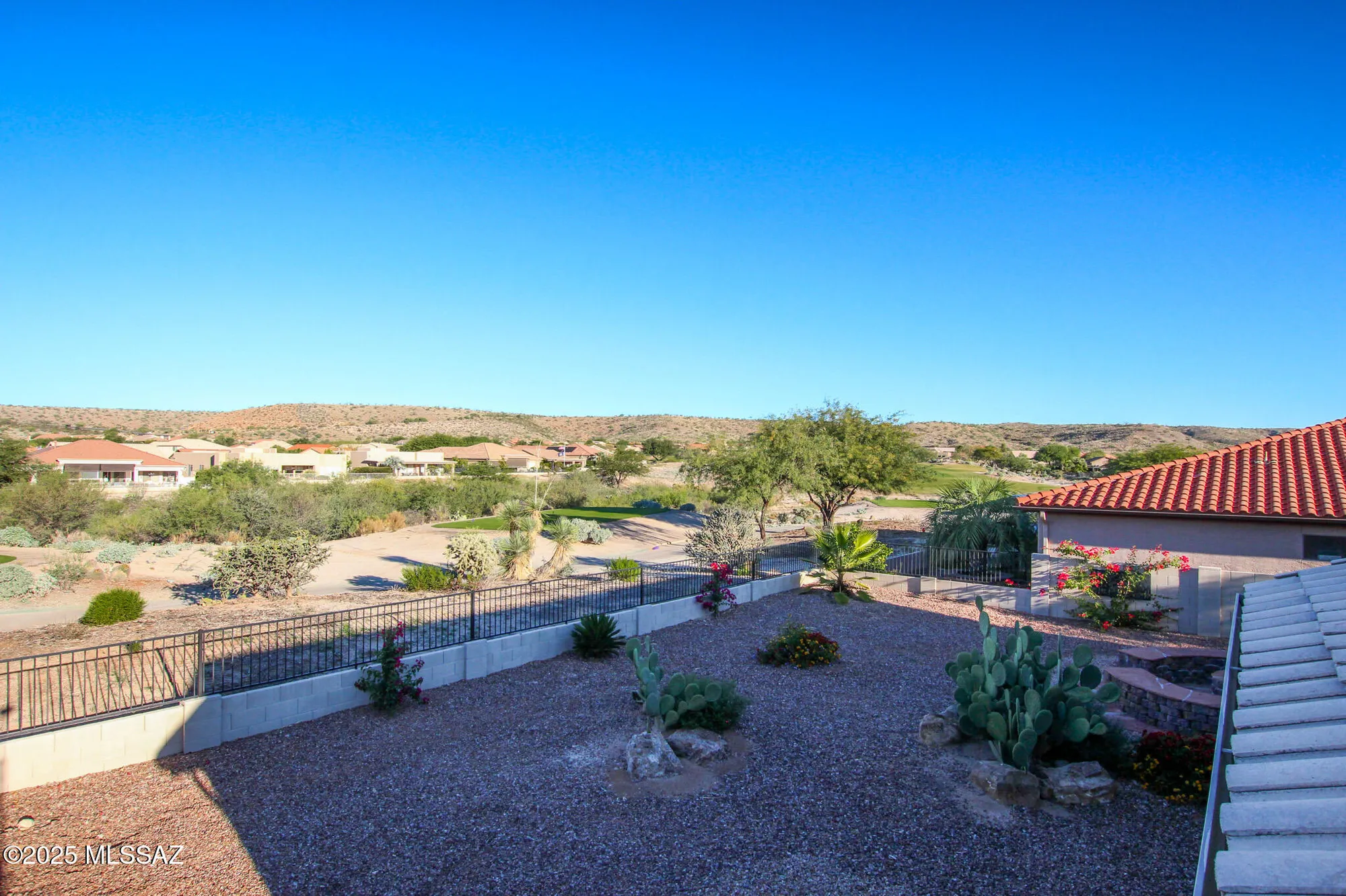 Property Slideshow image 28 of 43 | 37790 s desert bluff dr, Tucson, AZ, 85739
