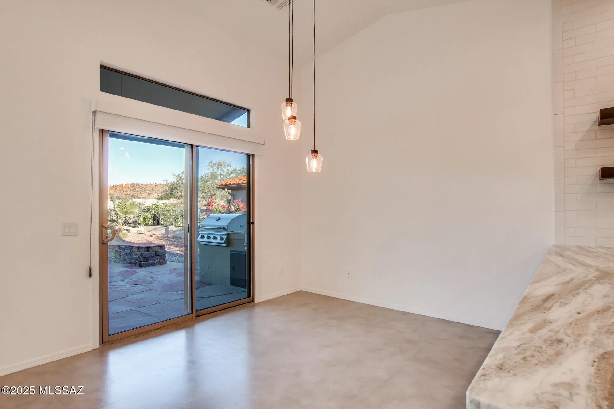 Property Slideshow image 14 of 43 | 37790 s desert bluff dr, Tucson, AZ, 85739