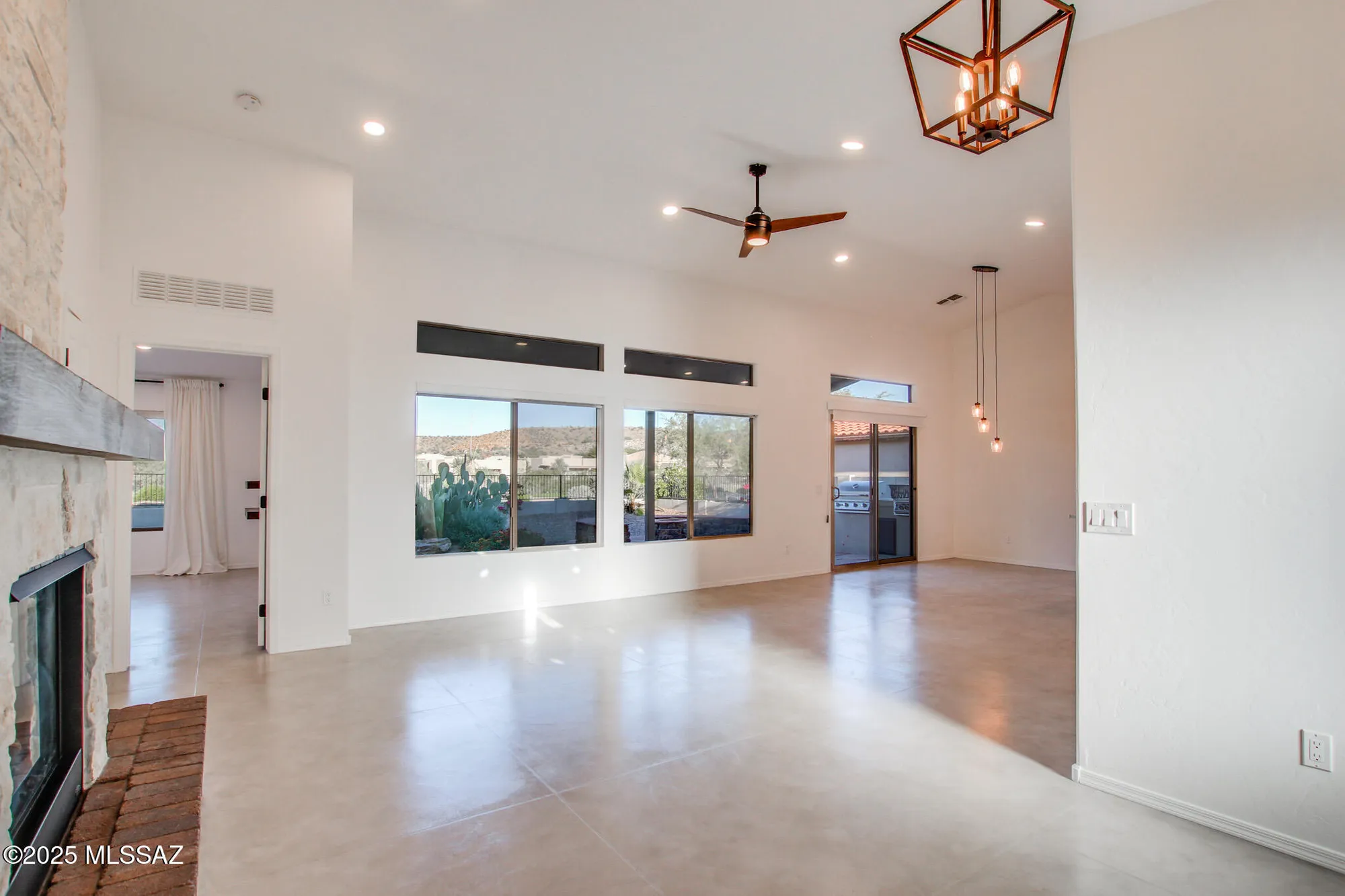 Property Slideshow image 11 of 43 | 37790 s desert bluff dr, Tucson, AZ, 85739