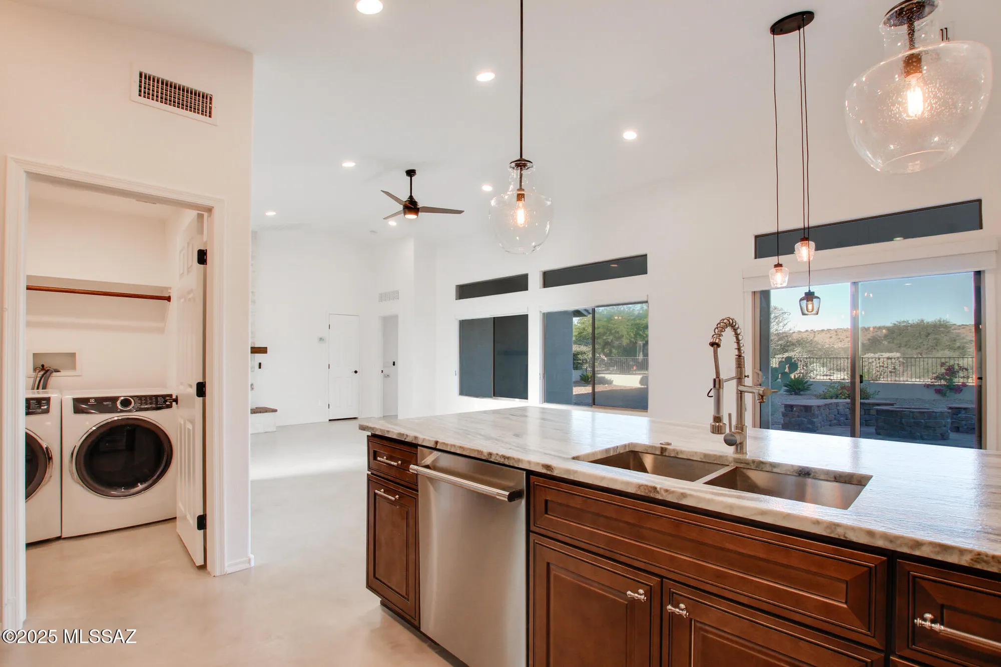 Property Slideshow image 12 of 43 | 37790 s desert bluff dr, Tucson, AZ, 85739