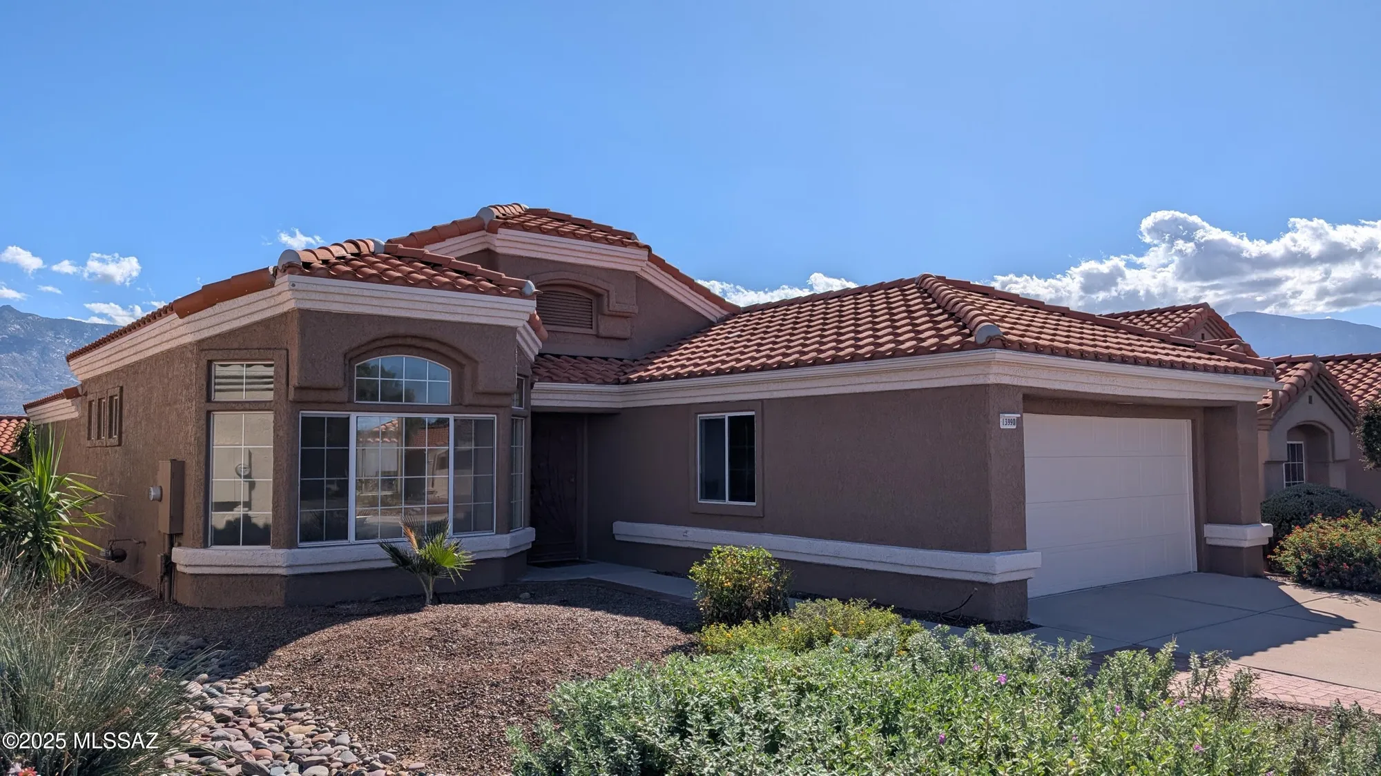 Property Slideshow image 1 of 16 | 13990 n cirrus hill dr, Oro Valley, AZ, 85755