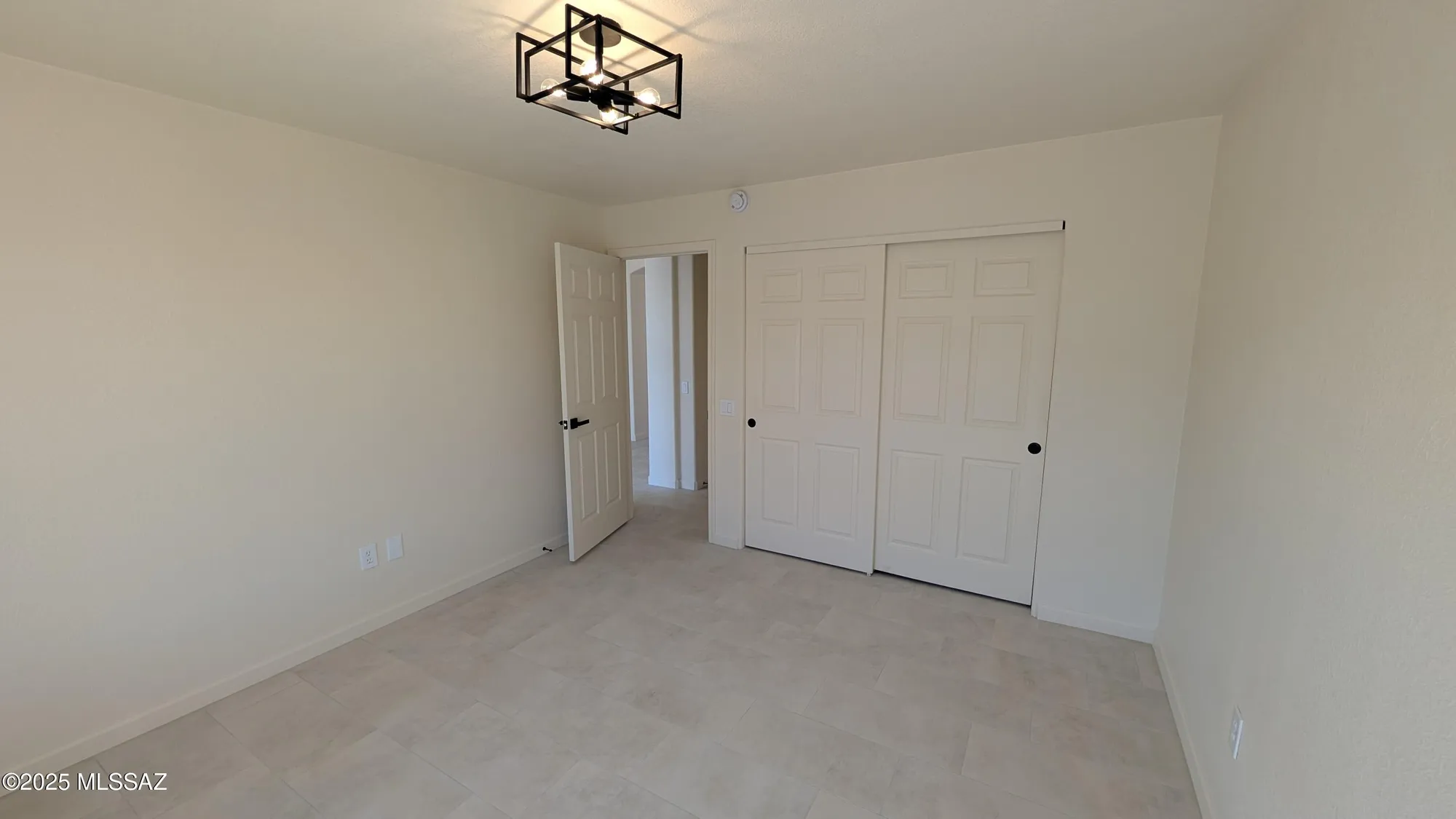 Property Slideshow image 9 of 16 | 13990 n cirrus hill dr, Oro Valley, AZ, 85755