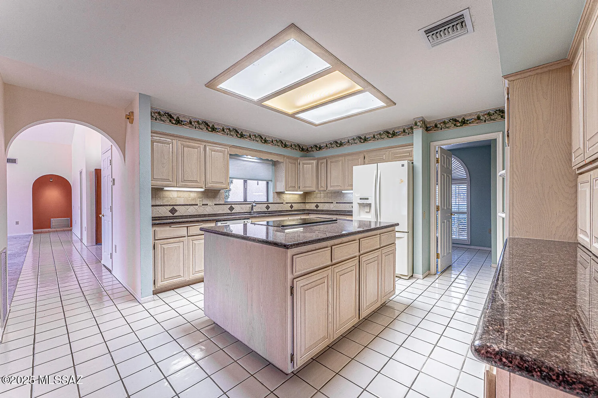 Property Slideshow image 11 of 51 | 681 w placita de la cotonia, Green Valley, AZ, 85622