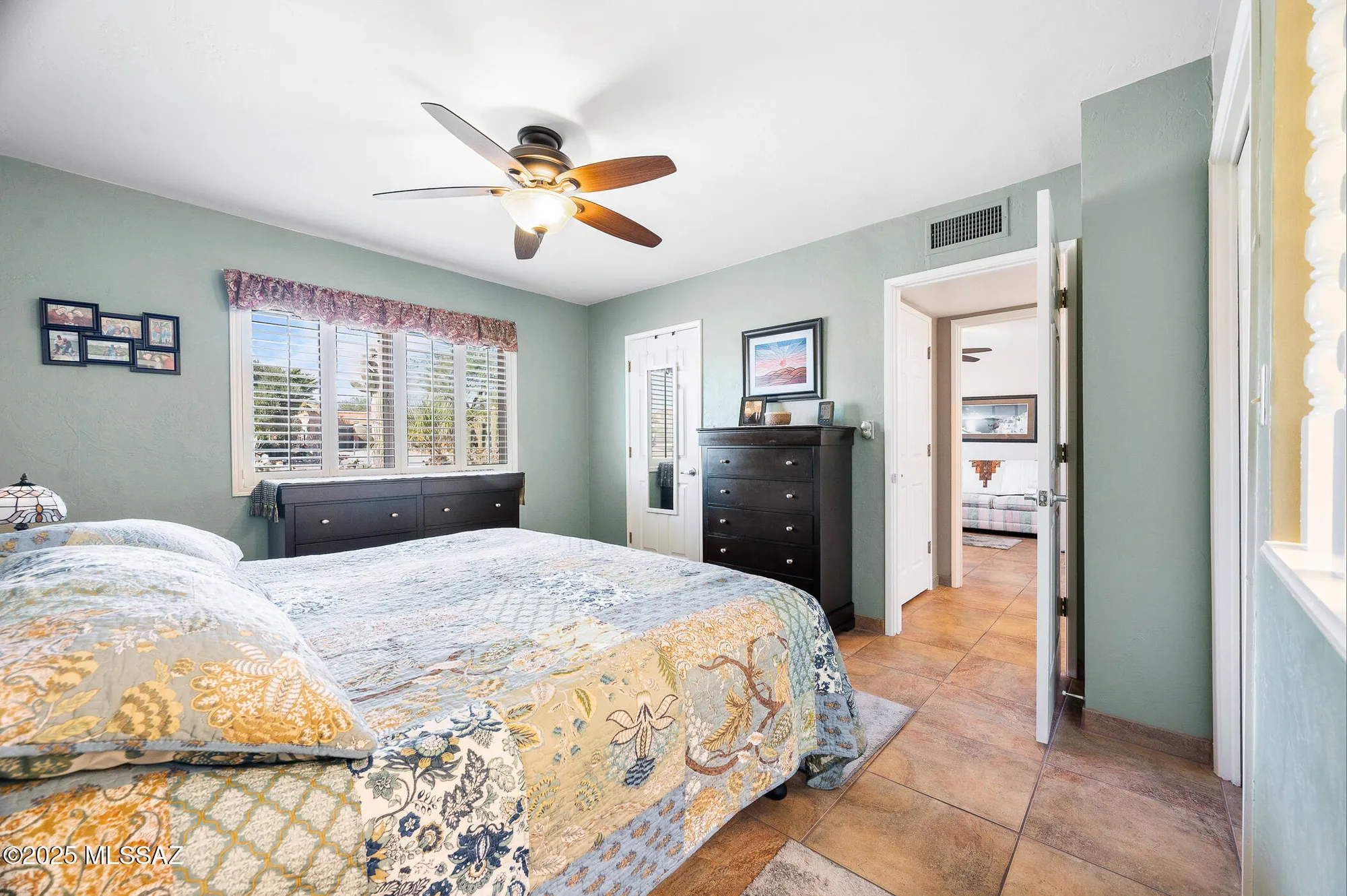 Property Slideshow image 15 of 33 | 942 n abrego dr, Green Valley, AZ, 85614