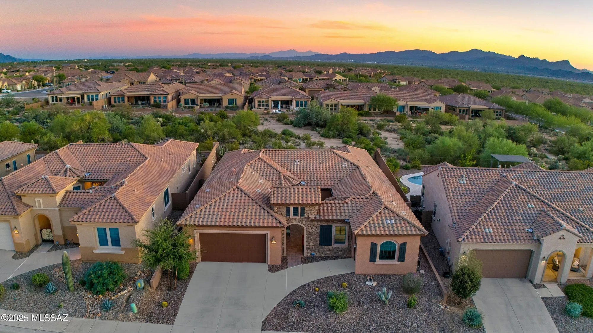 Property Slideshow image 39 of 43 | 7015 w cliff spring trl, Marana, AZ, 85658