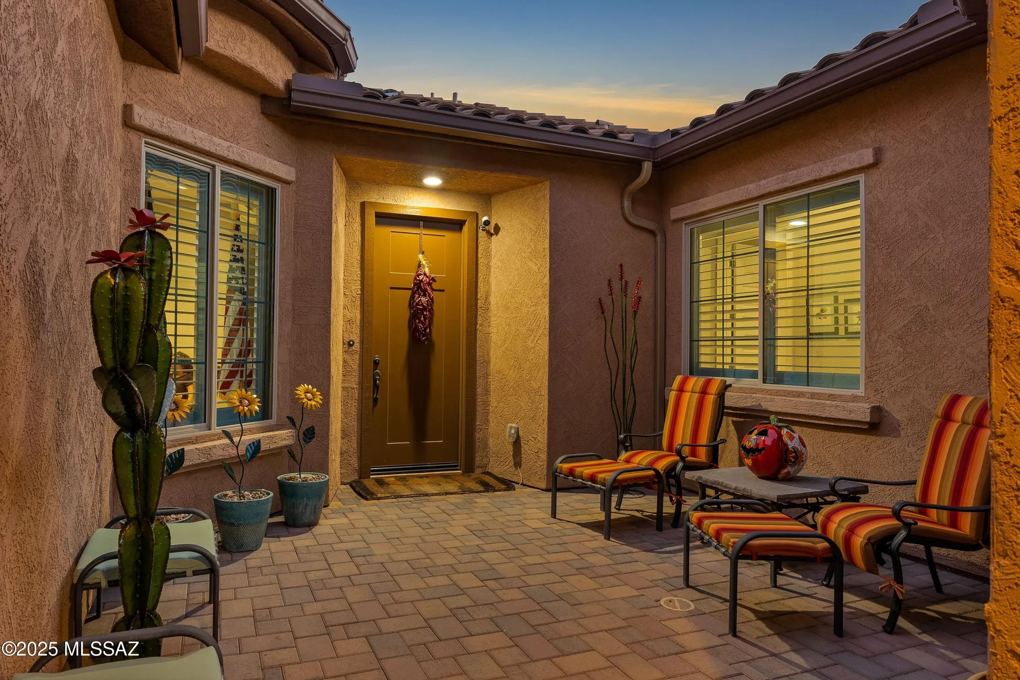 Property Slideshow image 5 of 43 | 7015 w cliff spring trl, Marana, AZ, 85658