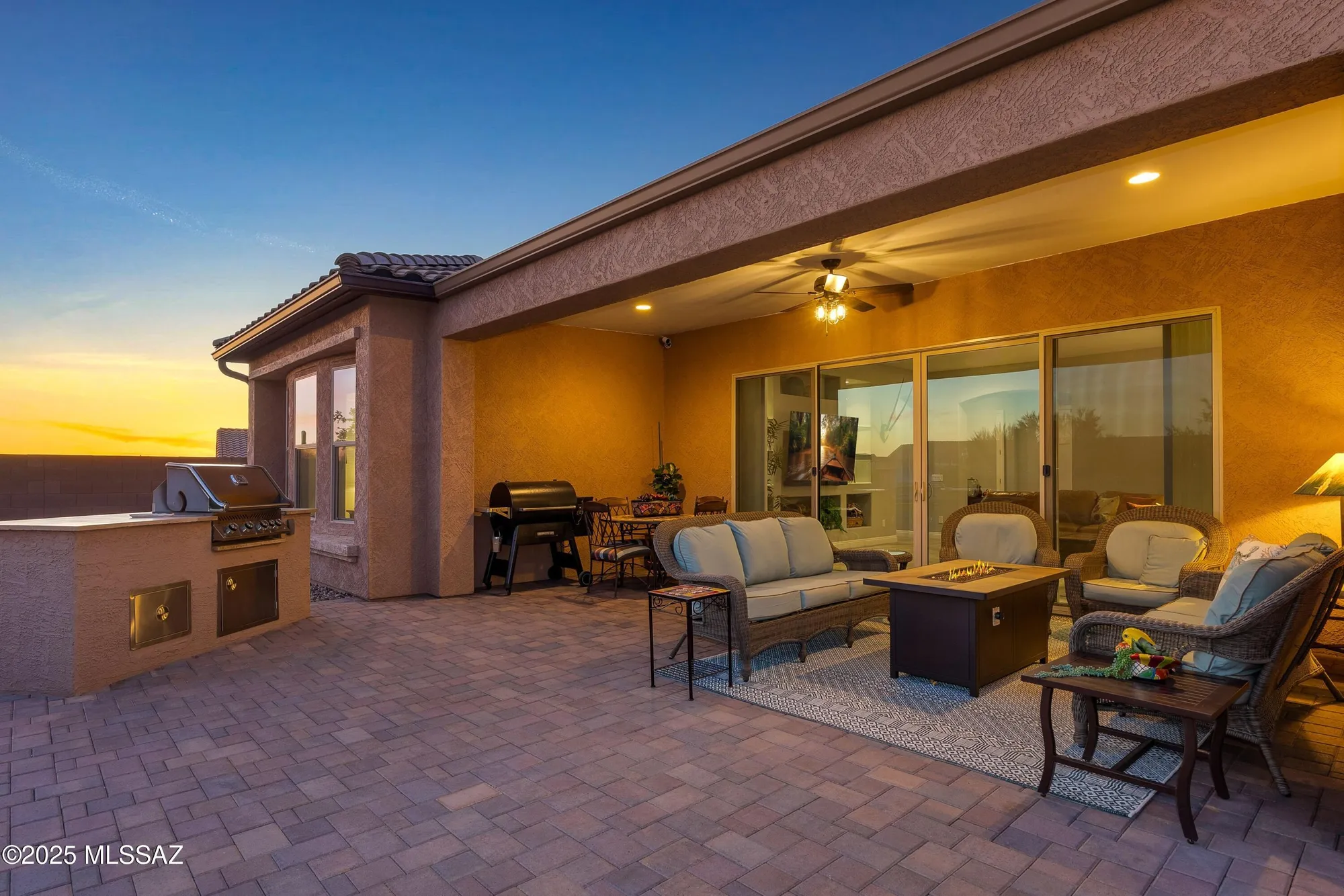 Property Slideshow image 35 of 43 | 7015 w cliff spring trl, Marana, AZ, 85658