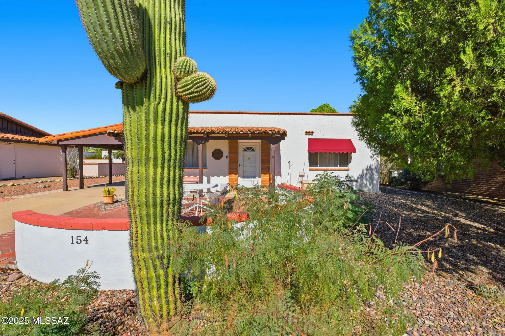 Property Slideshow image 1 of 32 | 154 e verde vis, Green Valley, AZ, 85614