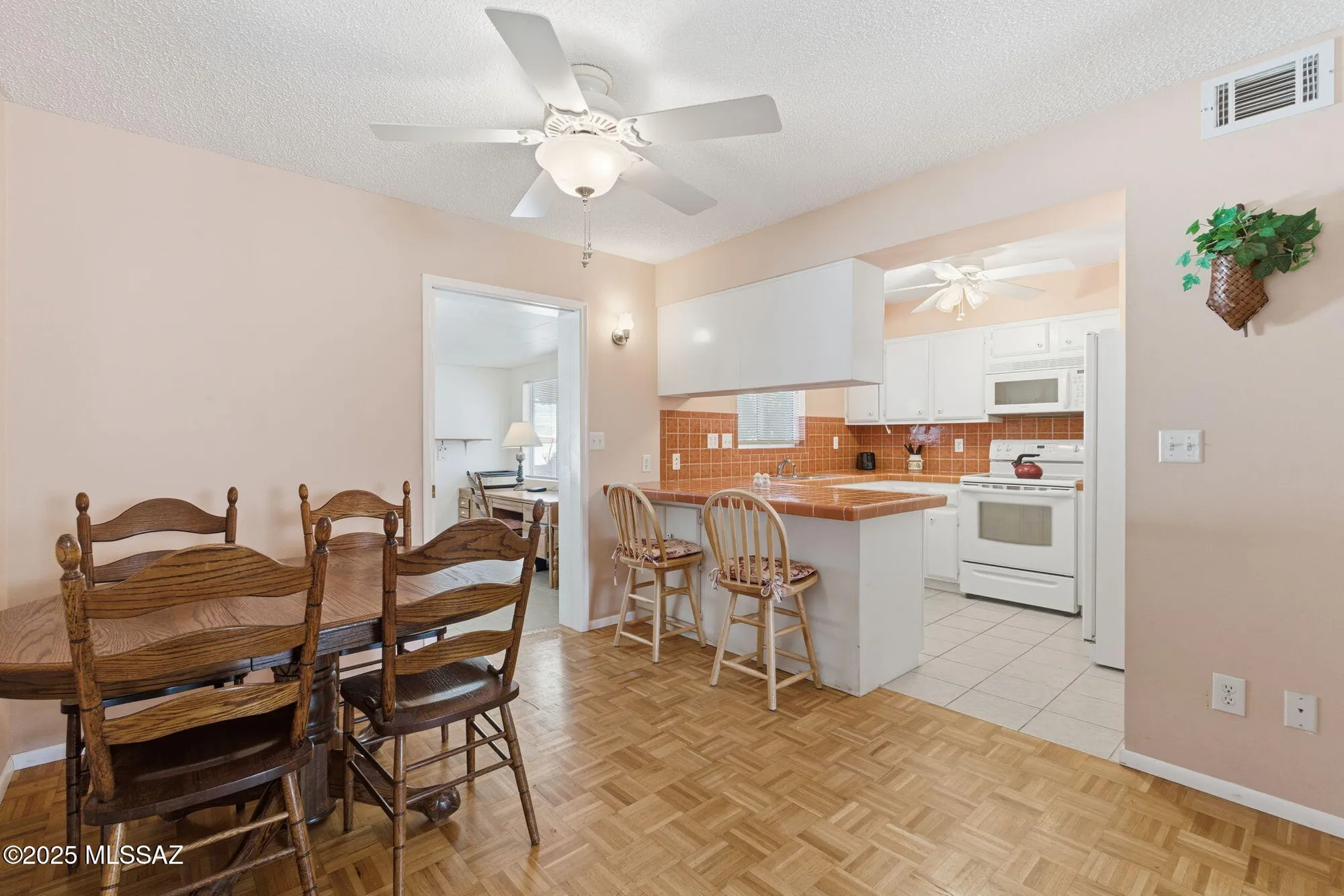 Property Slideshow image 7 of 32 | 154 e verde vis, Green Valley, AZ, 85614