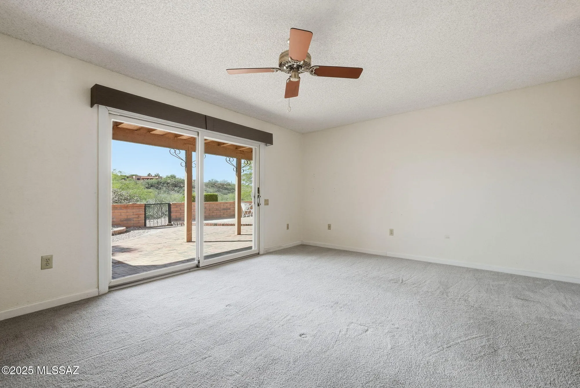 Property Slideshow image 4 of 34 | 3034 s via del tirol, Green Valley, AZ, 85622