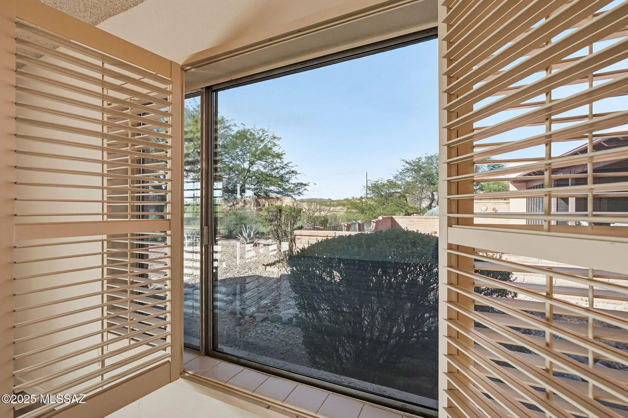 Property Slideshow image 15 of 34 | 3034 s via del tirol, Green Valley, AZ, 85622