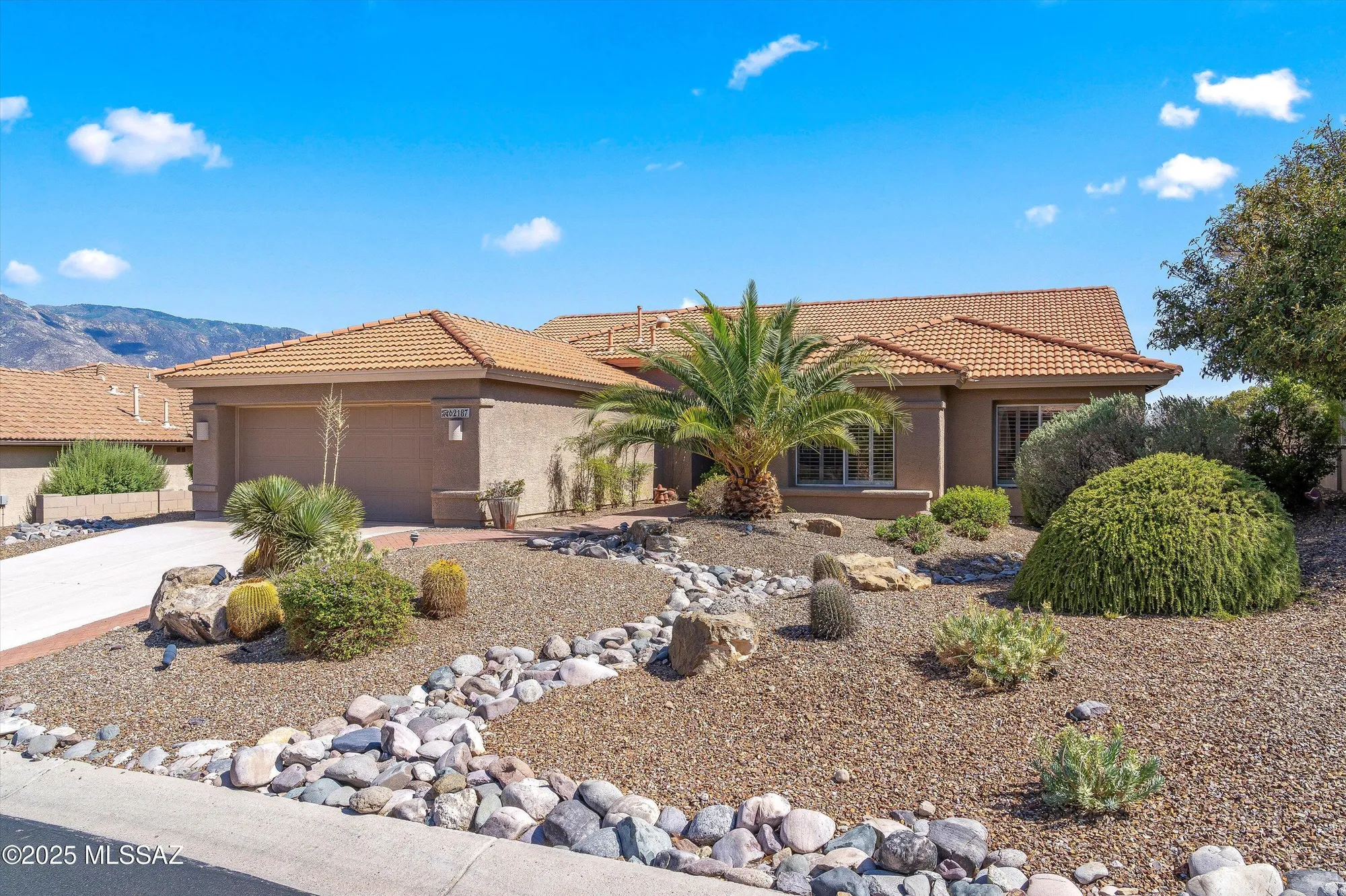 Property Slideshow image 1 of 44 | 62187 e amberwood dr, Saddlebrooke, AZ, 85739