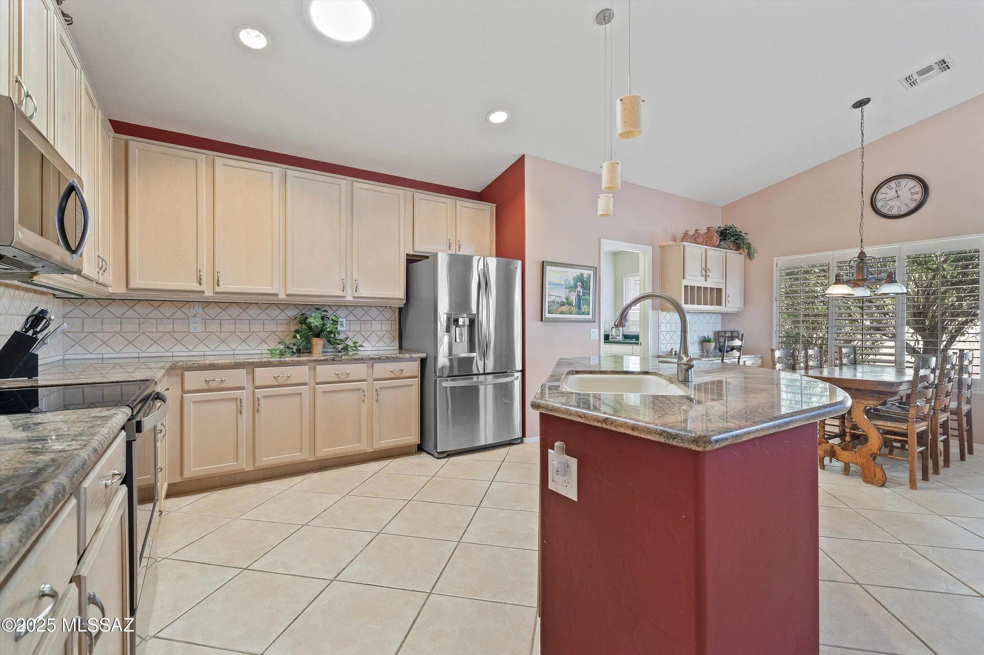 Property Slideshow image 5 of 44 | 62187 e amberwood dr, Saddlebrooke, AZ, 85739