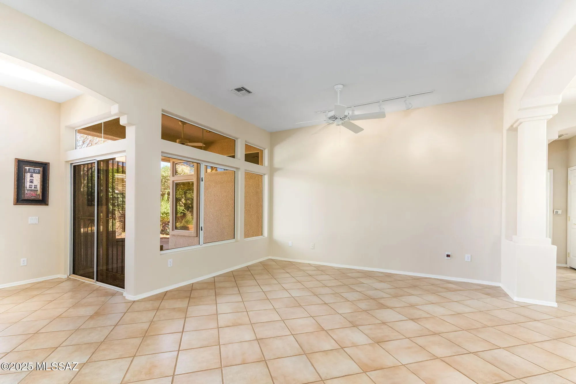 Property Slideshow image 13 of 49 | 14686 n lost arrow dr, Oro Valley, AZ, 85755