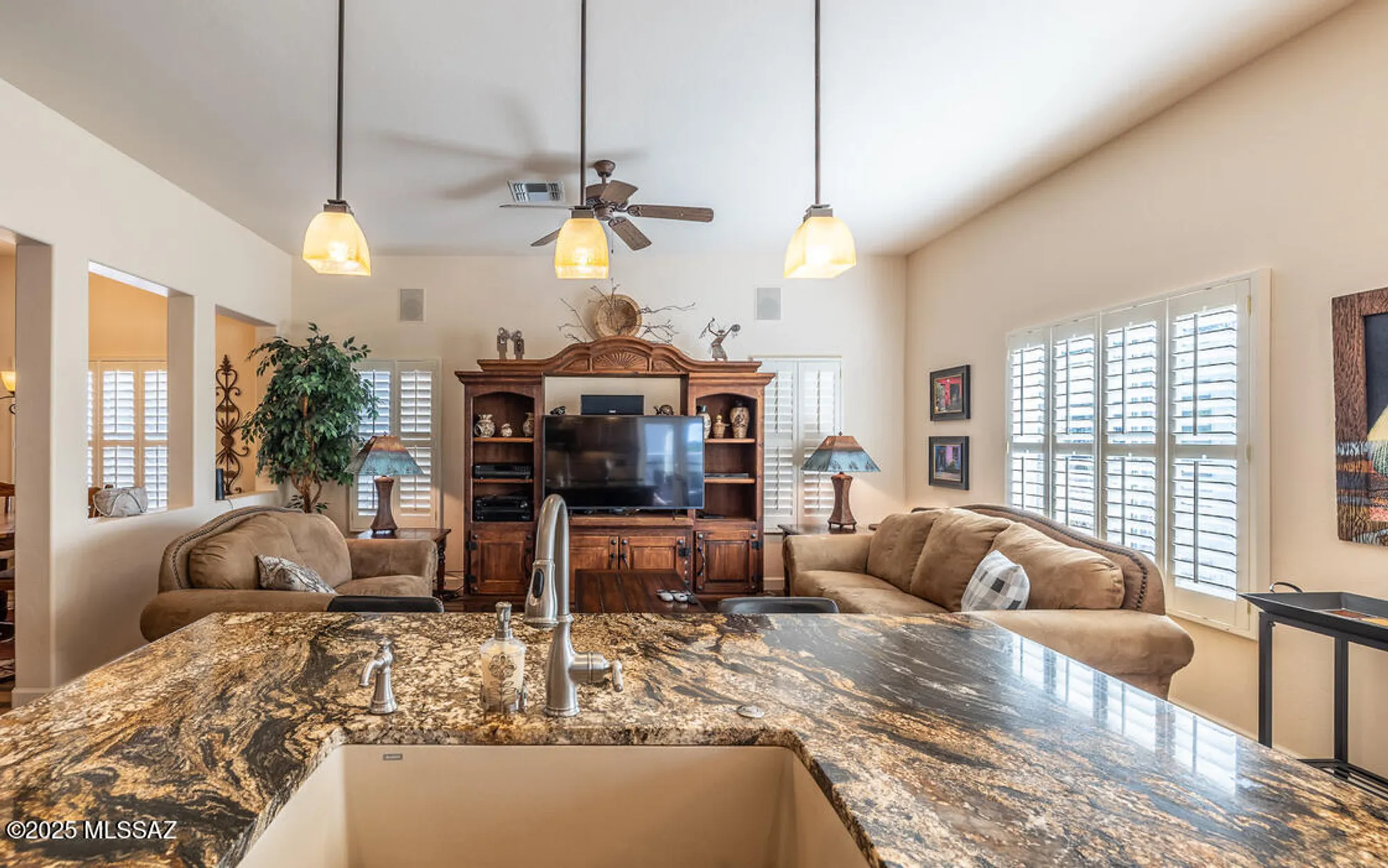 Property Slideshow image 15 of 50 | 13640 n gold cholla pl, Marana, AZ, 85658