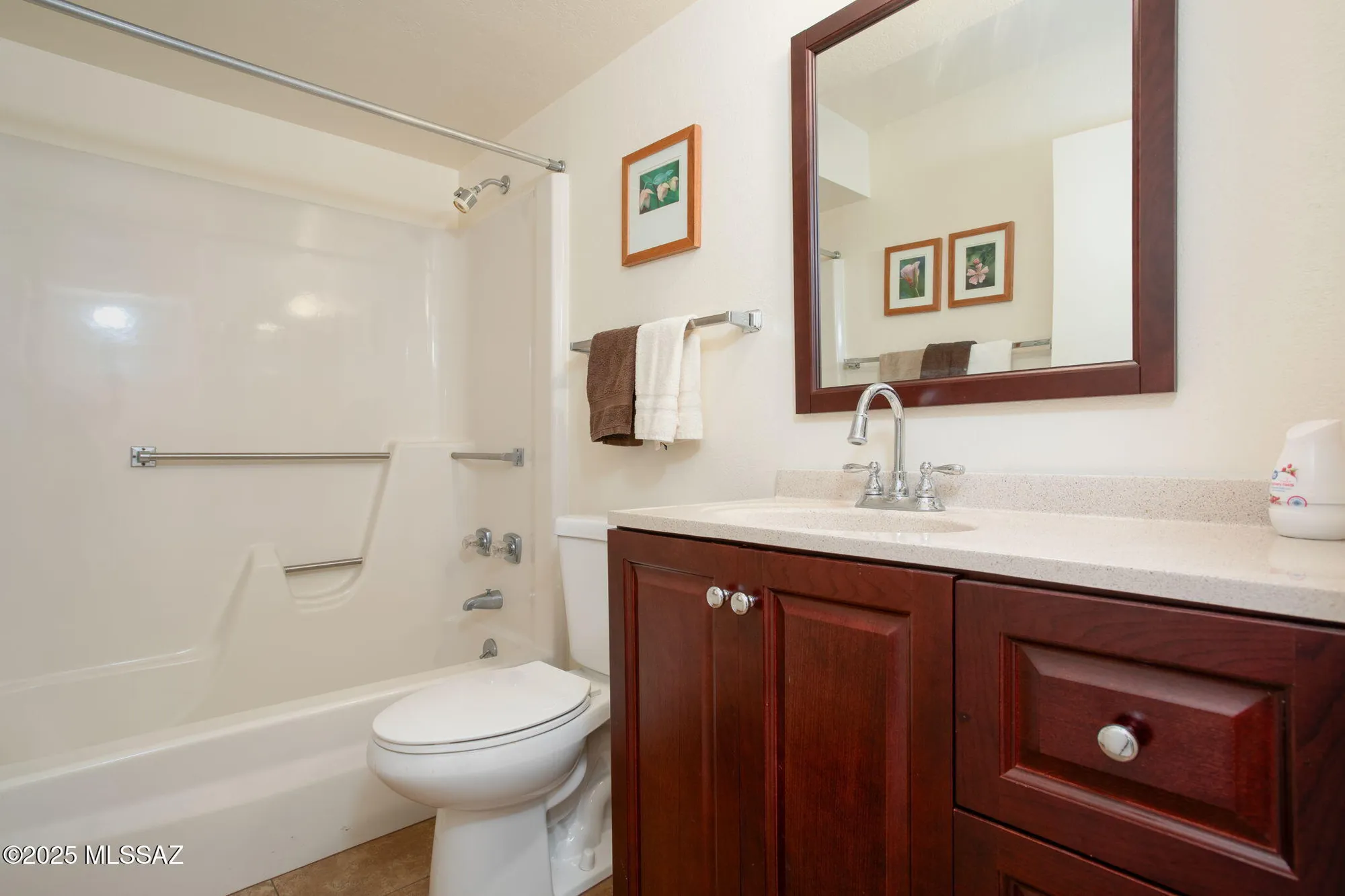 Property Slideshow image 27 of 50 | 959 s las lomas cir, Green Valley, AZ, 85614