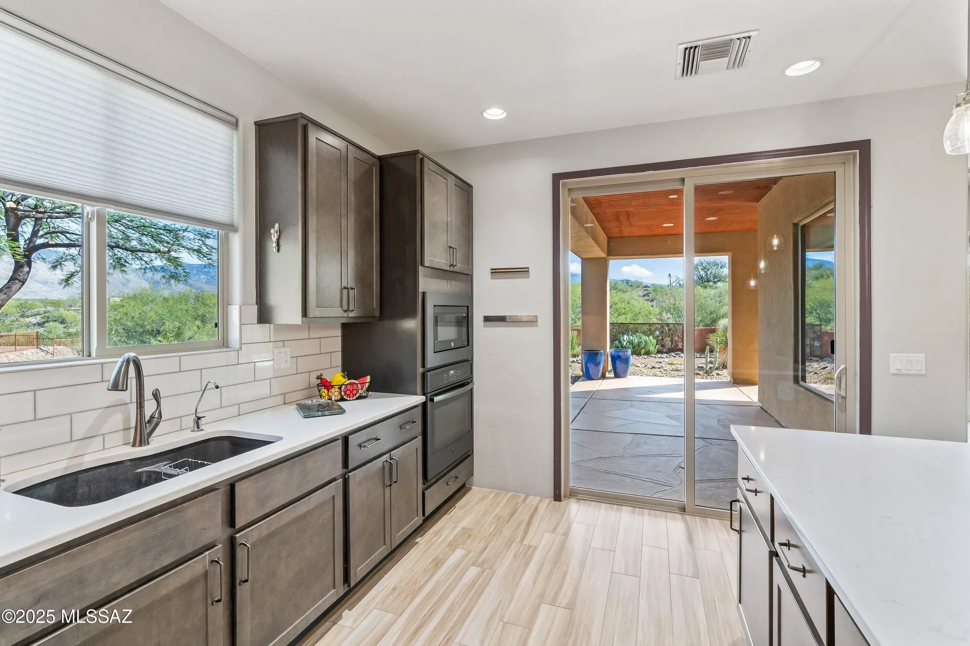 Property Slideshow image 12 of 51 | 7937 s galileo ln, Tucson, AZ, 85747