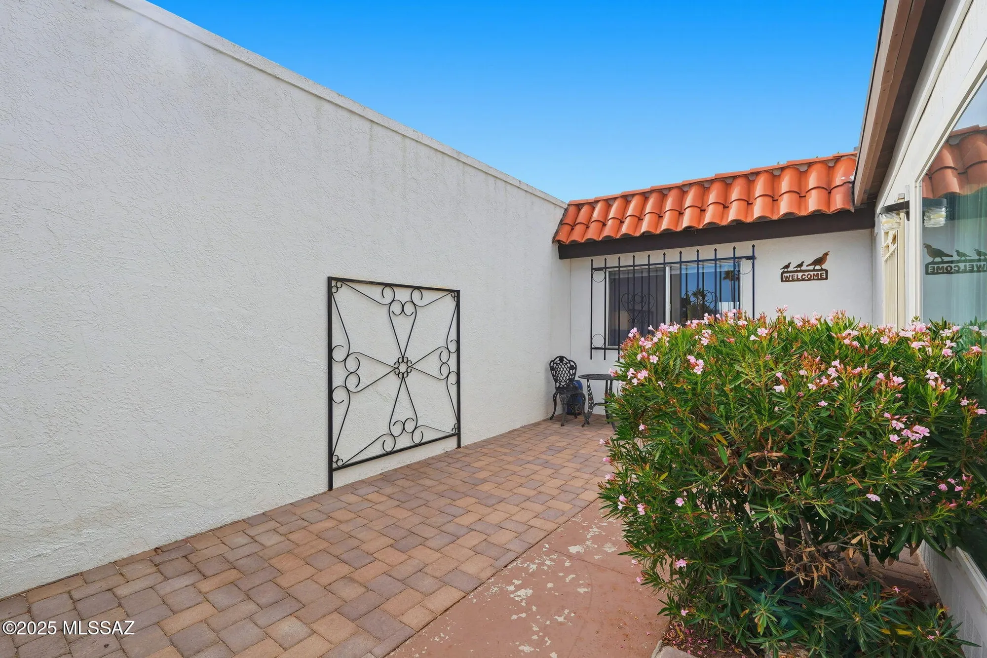 Property Slideshow image 4 of 38 | 207 n calle del diablo, Green Valley, AZ, 85614