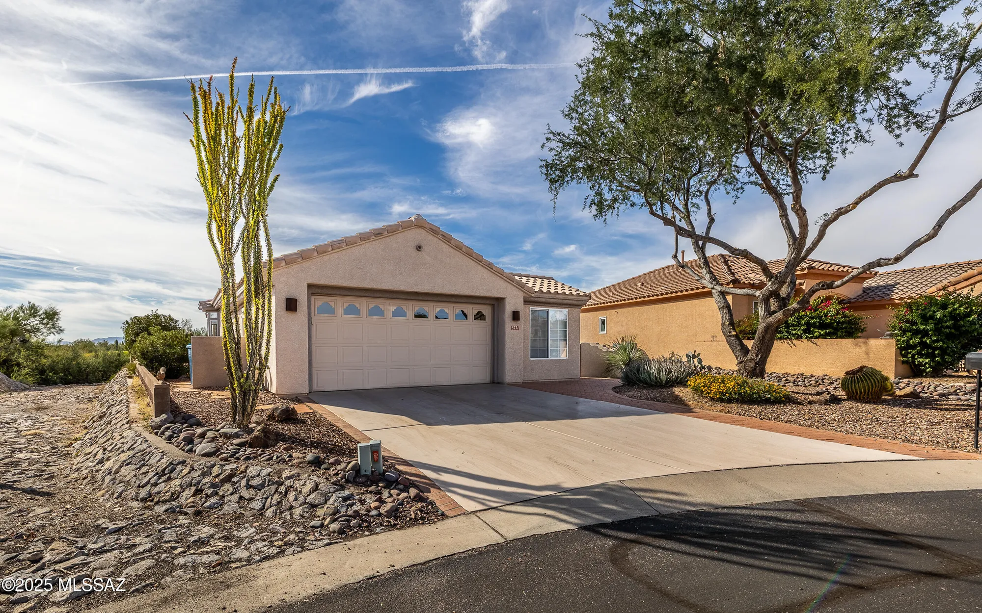 Property Slideshow image 4 of 49 | 5271 w sunrise canyon pl, Marana, AZ, 85658