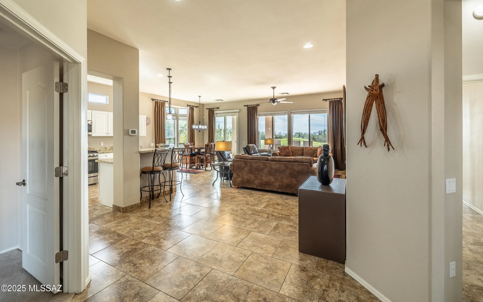 Property Slideshow image 8 of 49 | 5271 w sunrise canyon pl, Marana, AZ, 85658