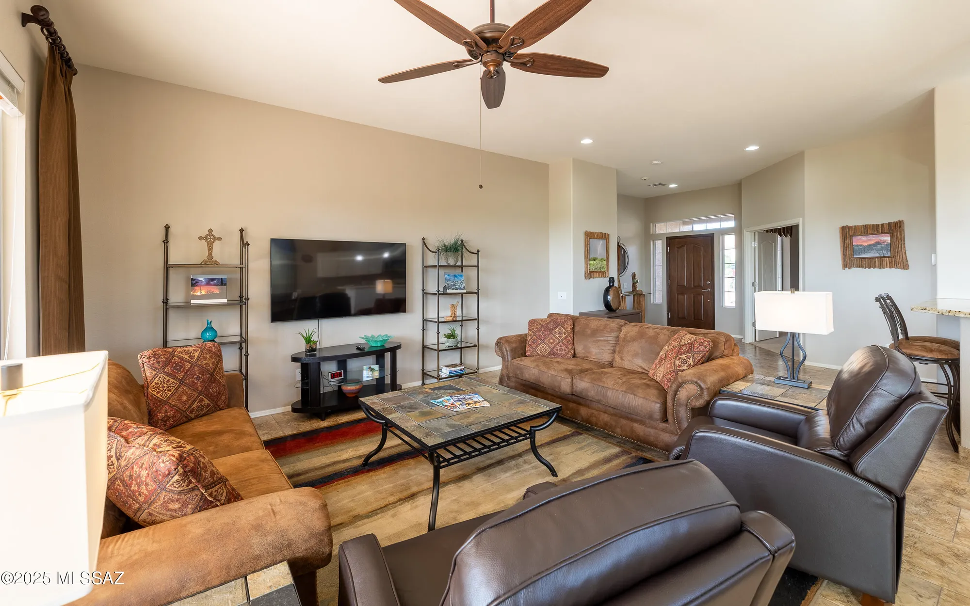 Property Slideshow image 13 of 49 | 5271 w sunrise canyon pl, Marana, AZ, 85658