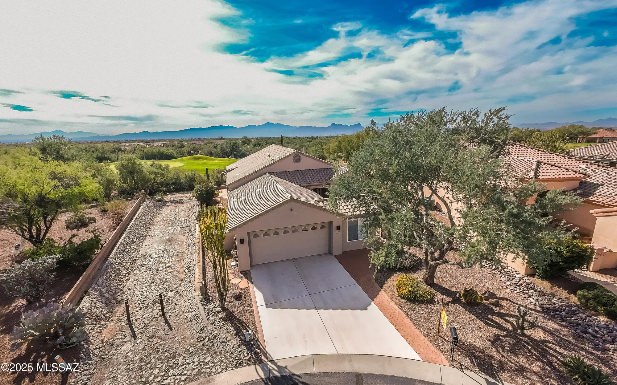Property Slideshow image 1 of 49 | 5271 w sunrise canyon pl, Marana, AZ, 85658