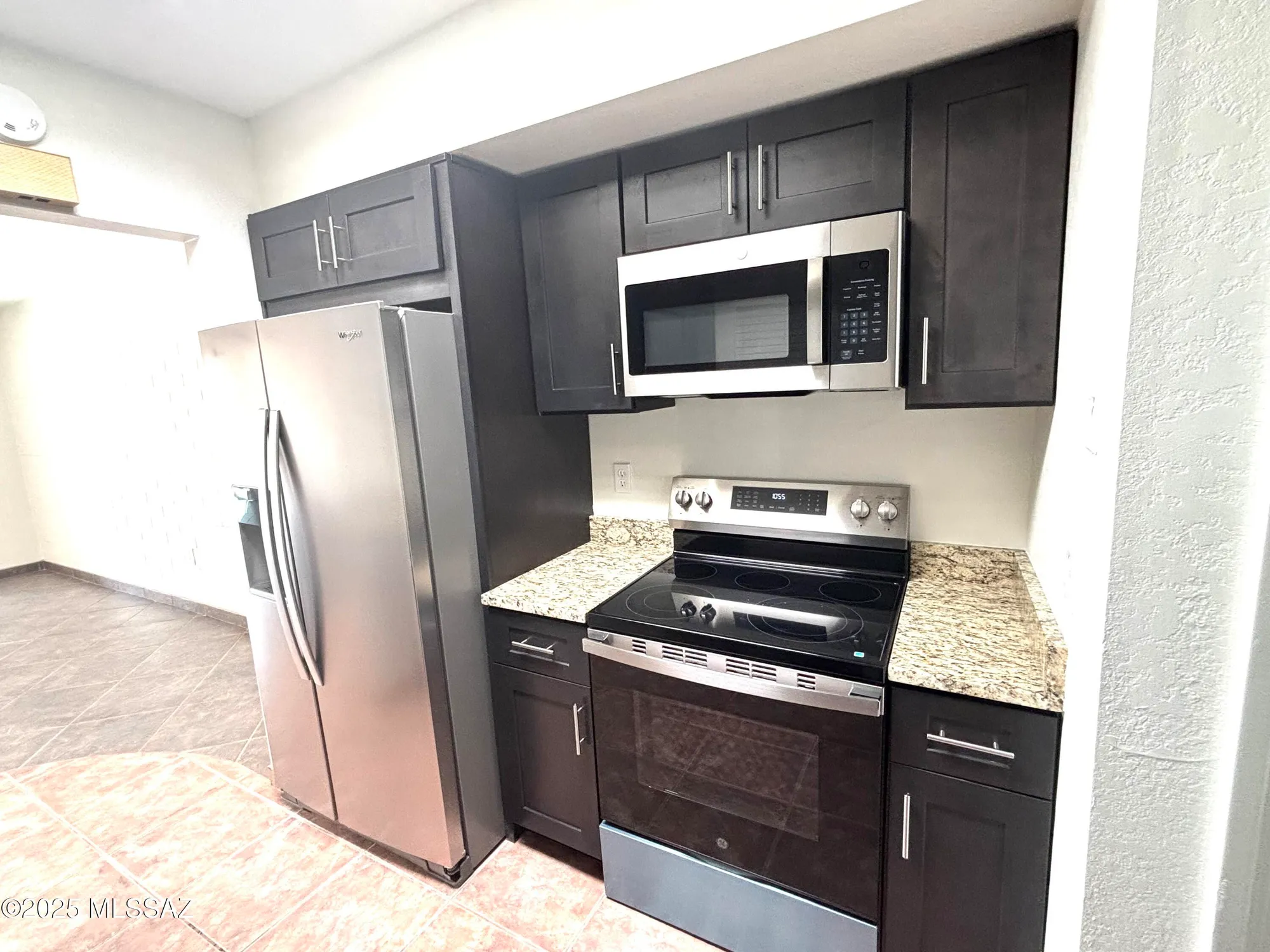 Property Slideshow image 7 of 15 | 1358 s desert meadows cir, Green Valley, AZ, 85614