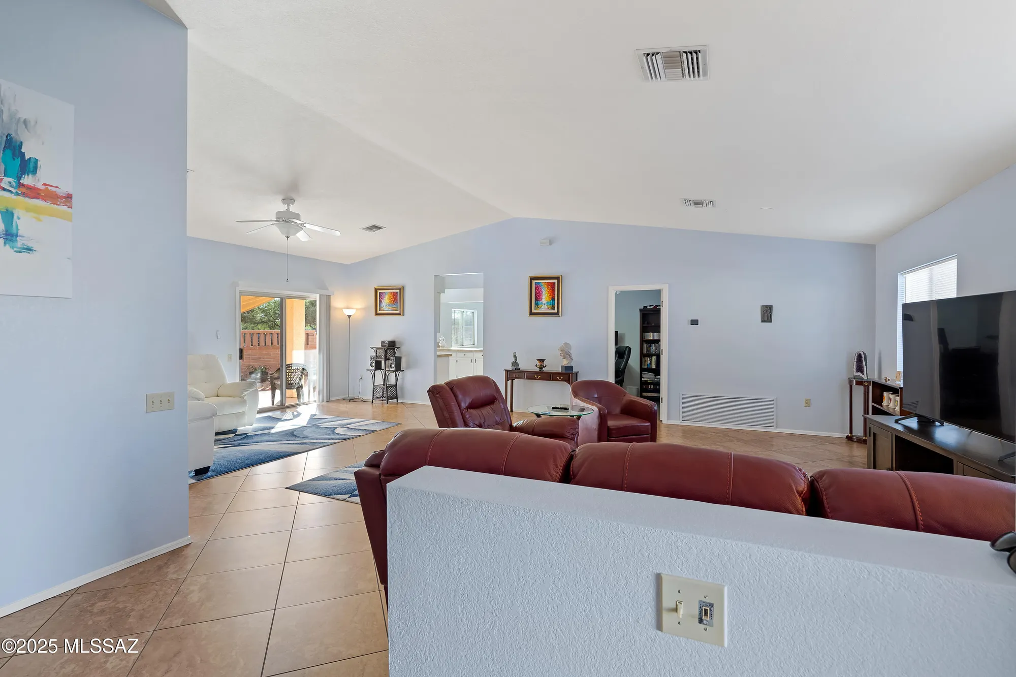Property Slideshow image 5 of 34 | 1750 w circulo de la pinata, Green Valley, AZ, 85622