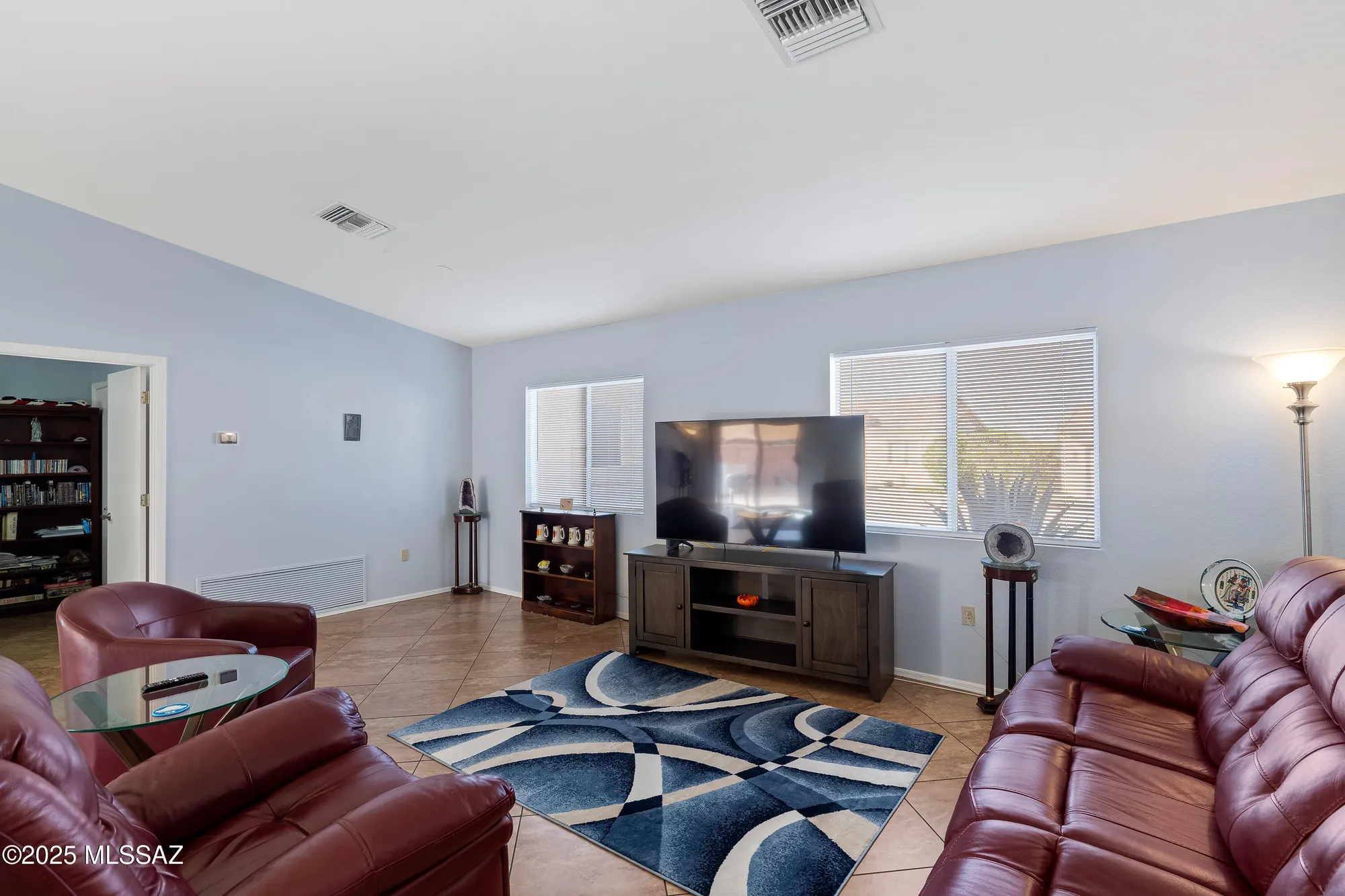 Property Slideshow image 7 of 34 | 1750 w circulo de la pinata, Green Valley, AZ, 85622