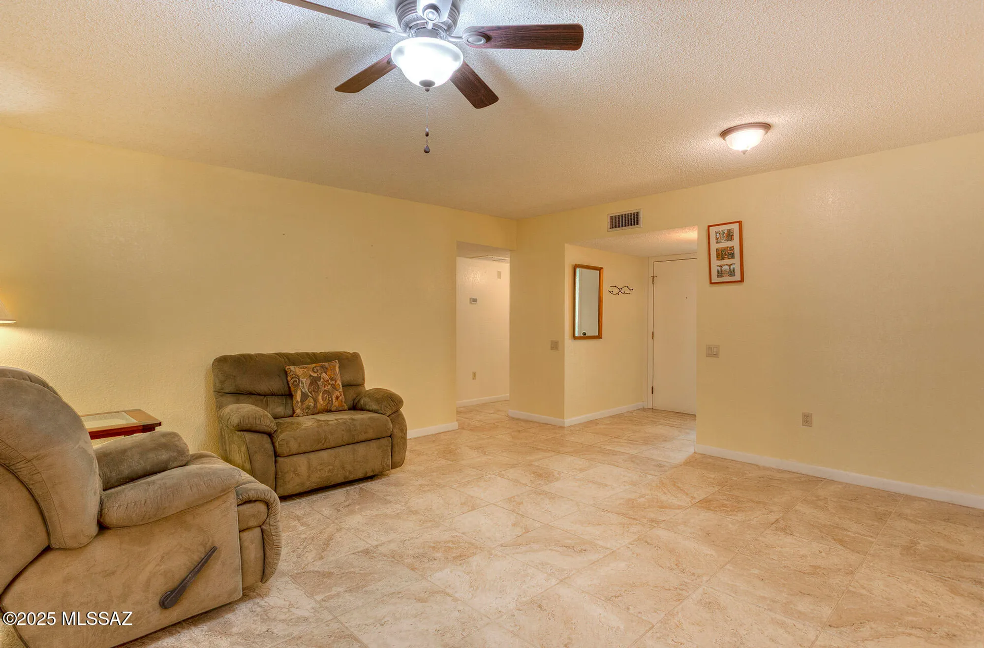 Property Slideshow image 5 of 32 | 330 e paseo azul, Green Valley, AZ, 85614