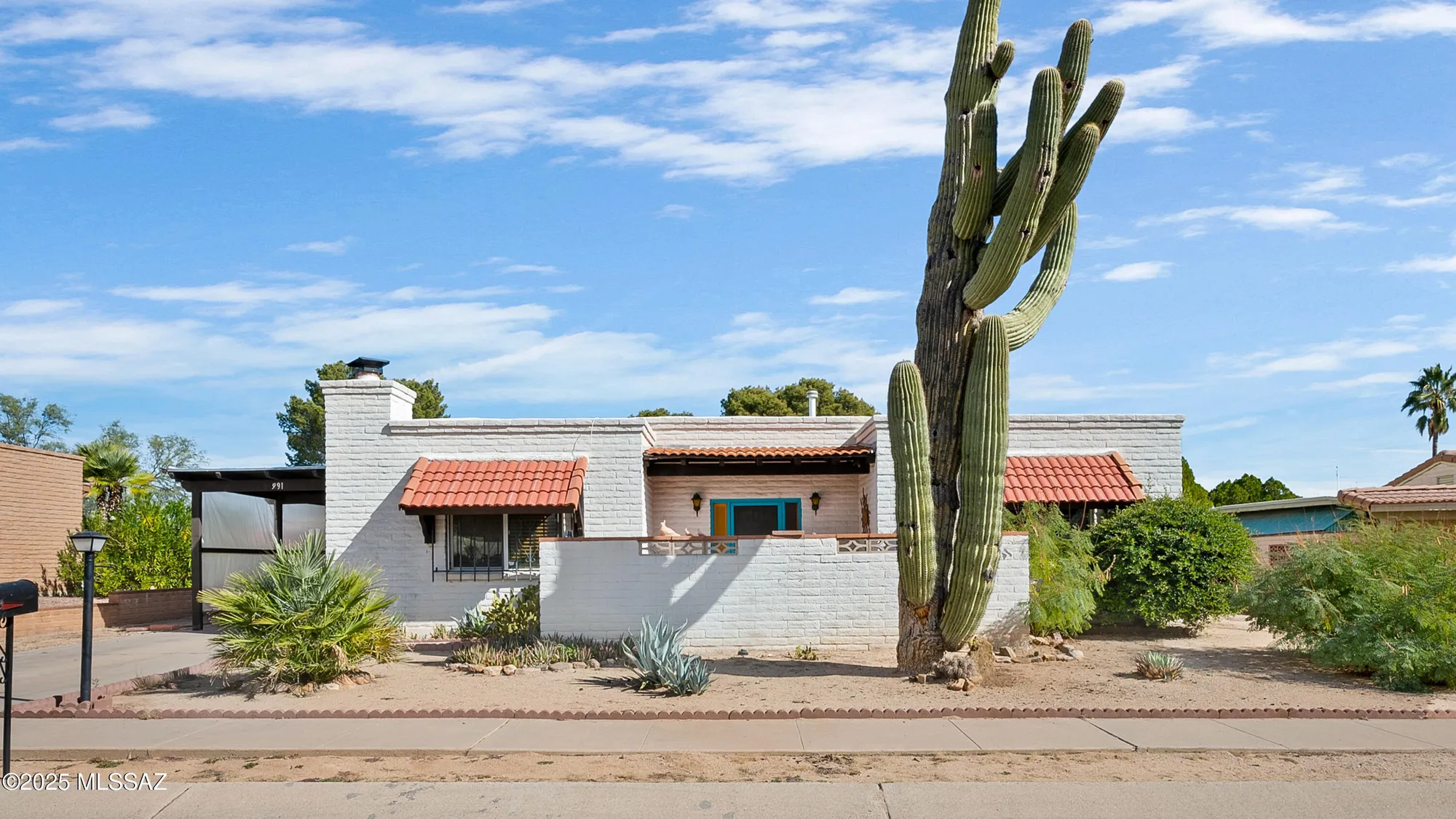 Property Slideshow image 1 of 34 | 991 s la bellota, Green Valley, AZ, 85614